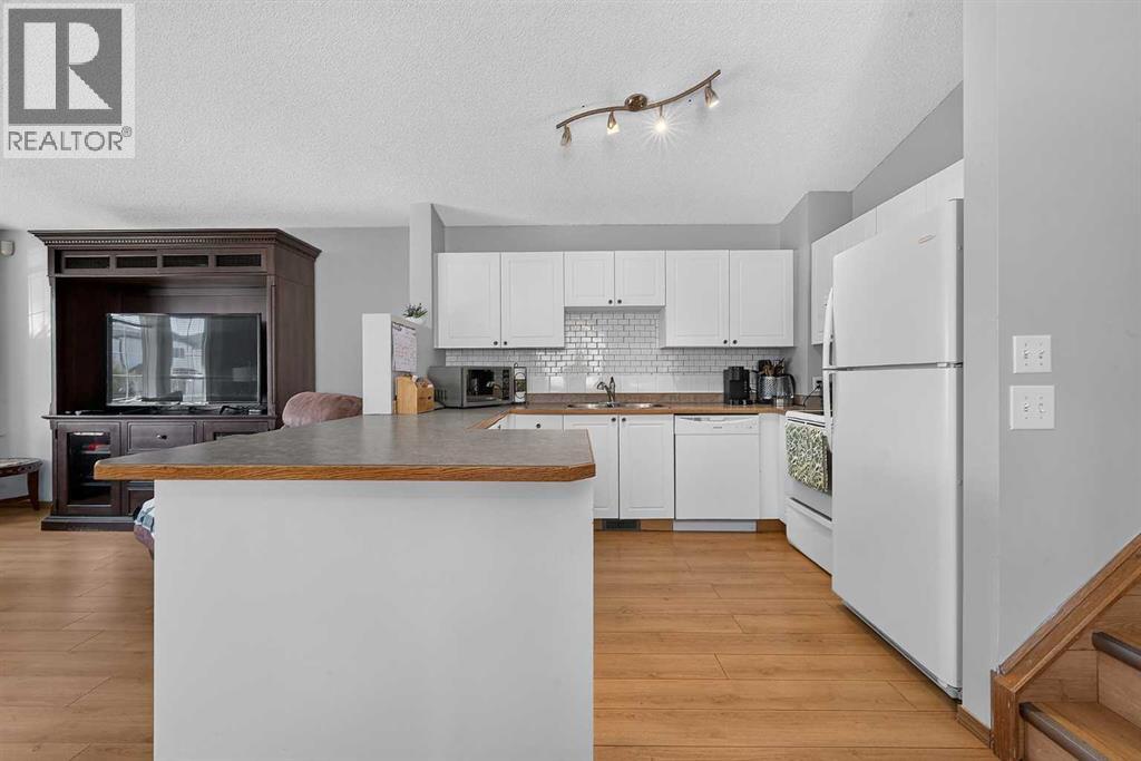 173 Martin Crossing Crescent NE - 10