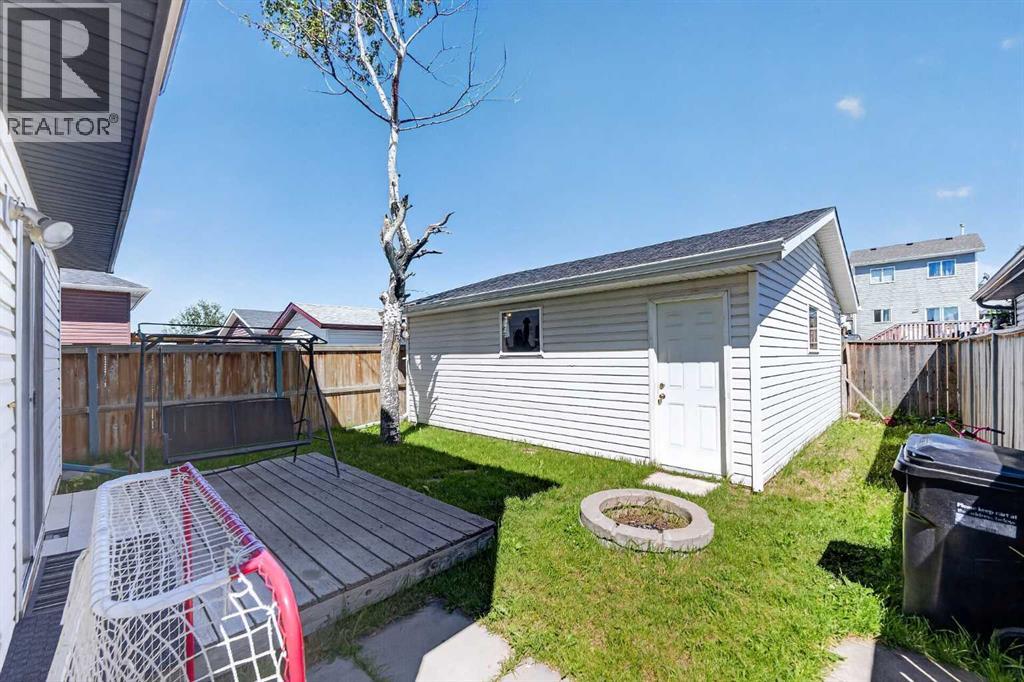 173 Martin Crossing Crescent NE - 28