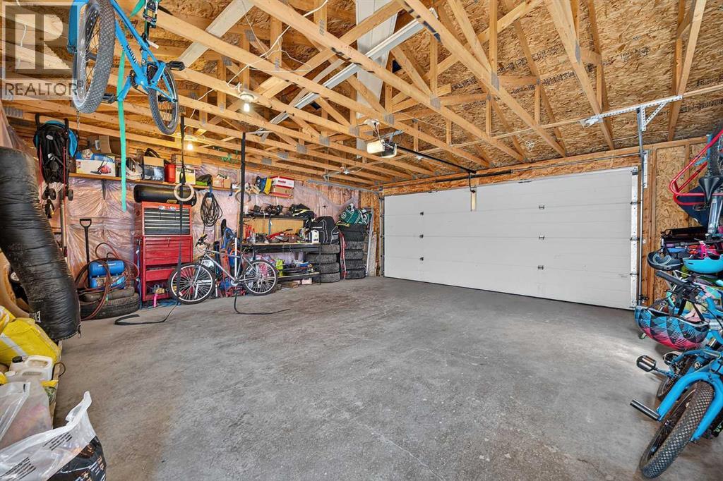 173 Martin Crossing Crescent NE - 30