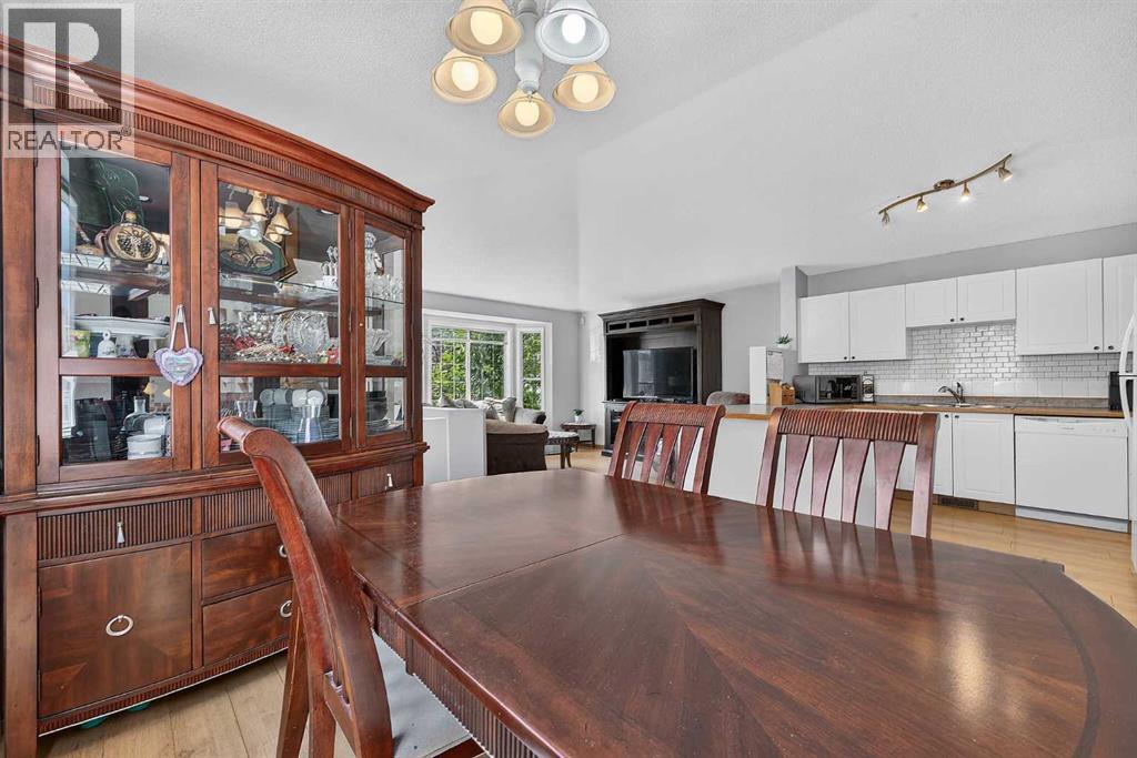 173 Martin Crossing Crescent NE - 9
