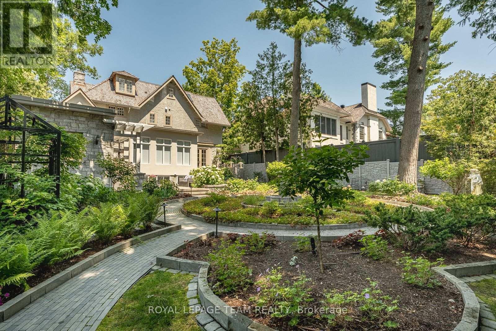 54 PARK ROAD - 42