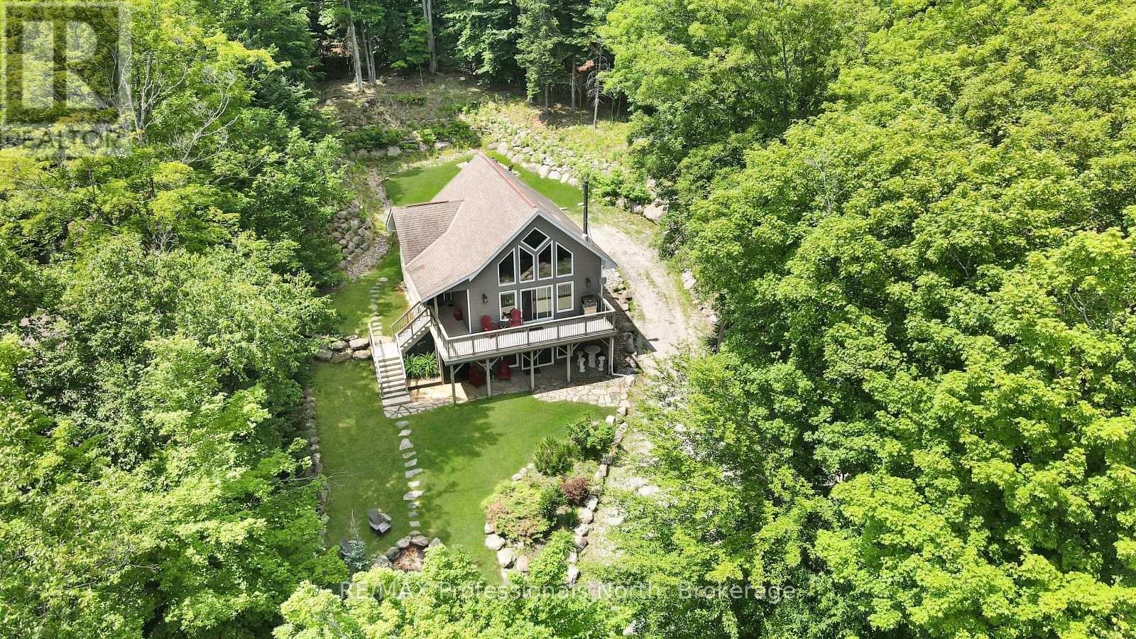1311 WONDERLAND ROAD - 2