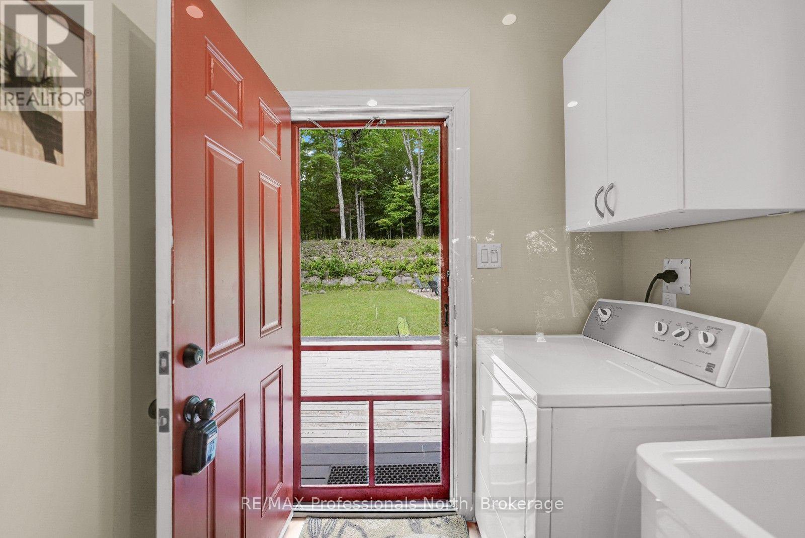 1311 WONDERLAND ROAD - Image 20
