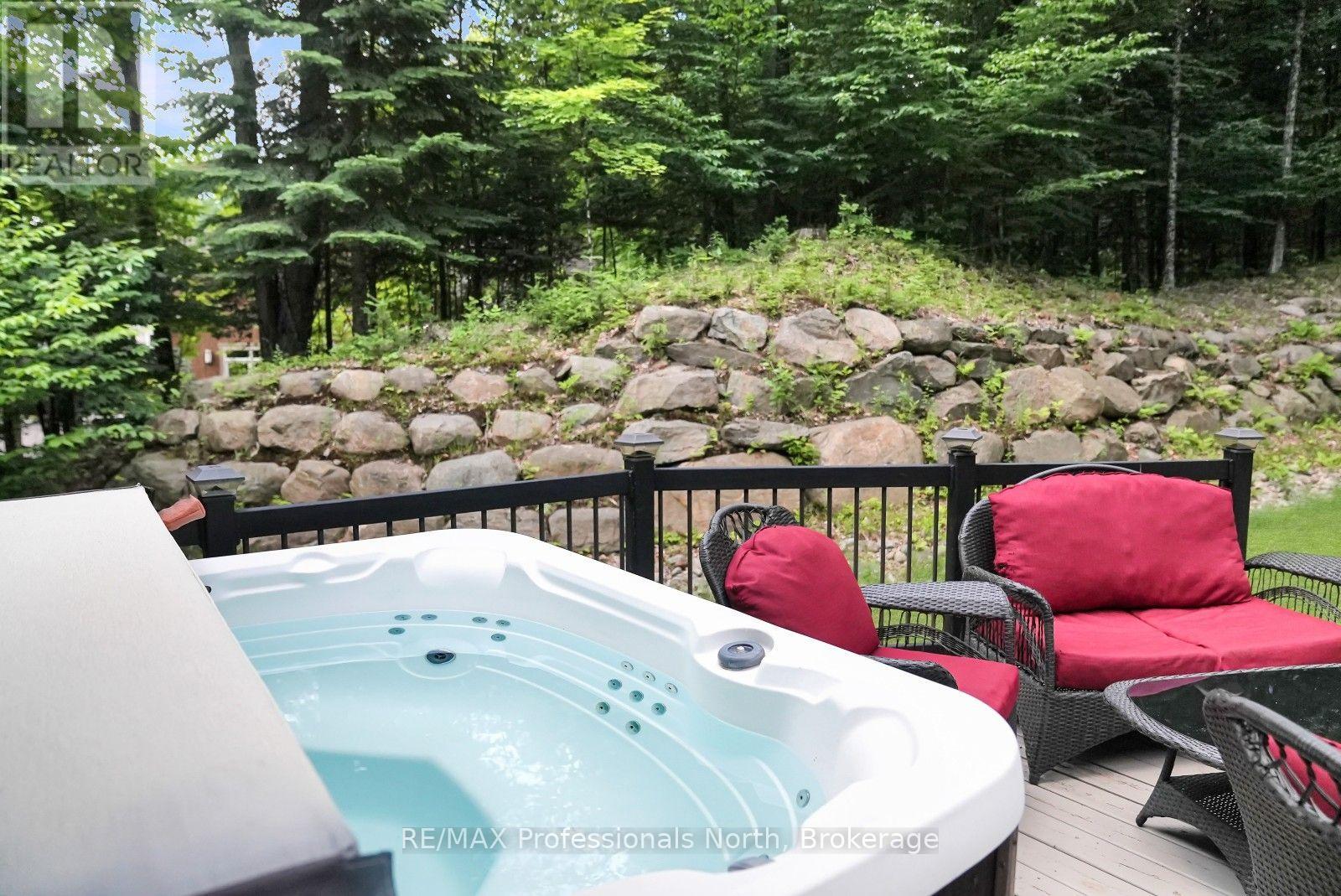 1311 WONDERLAND ROAD - Image 21