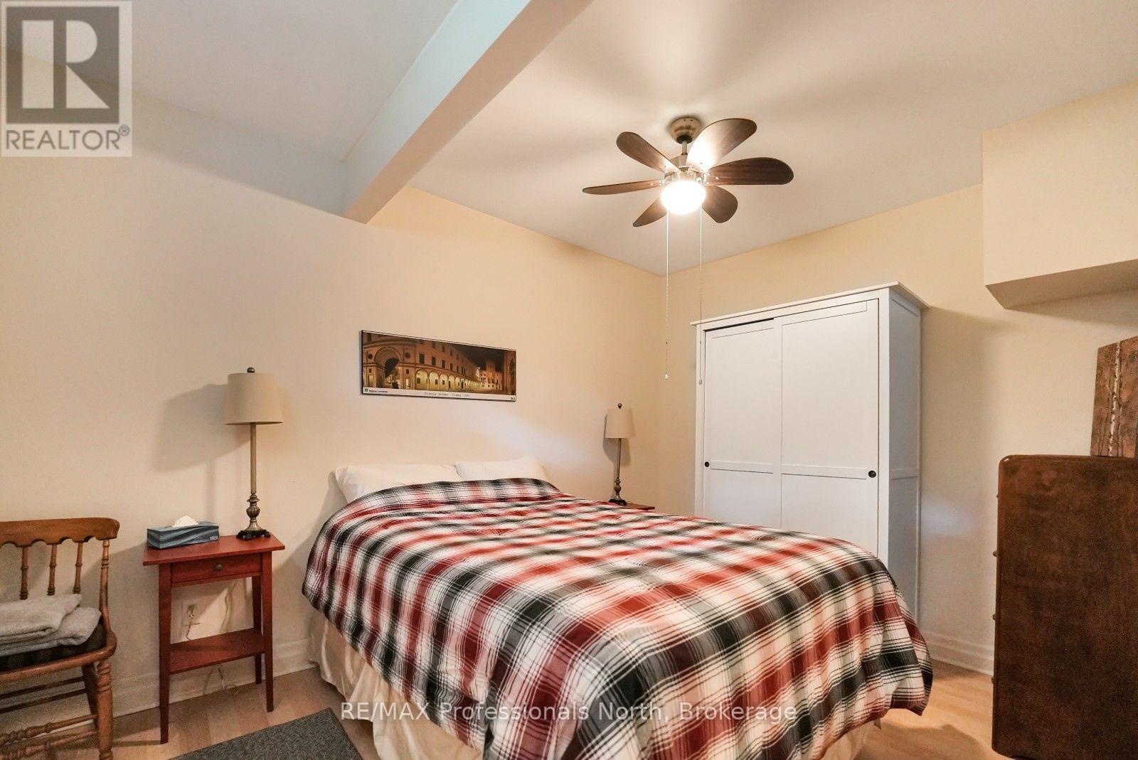 1311 WONDERLAND ROAD - Image 25