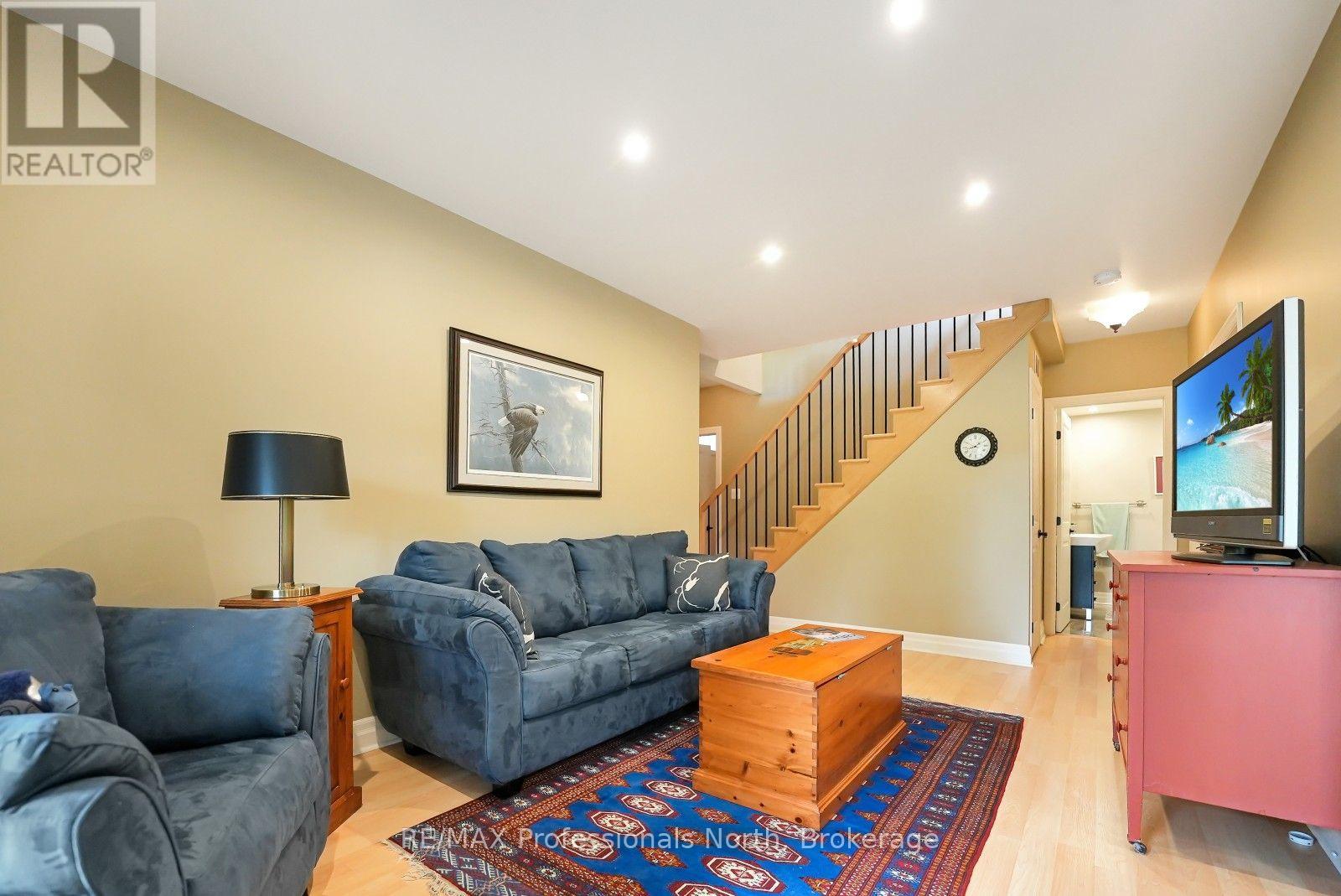 1311 WONDERLAND ROAD - Image 31
