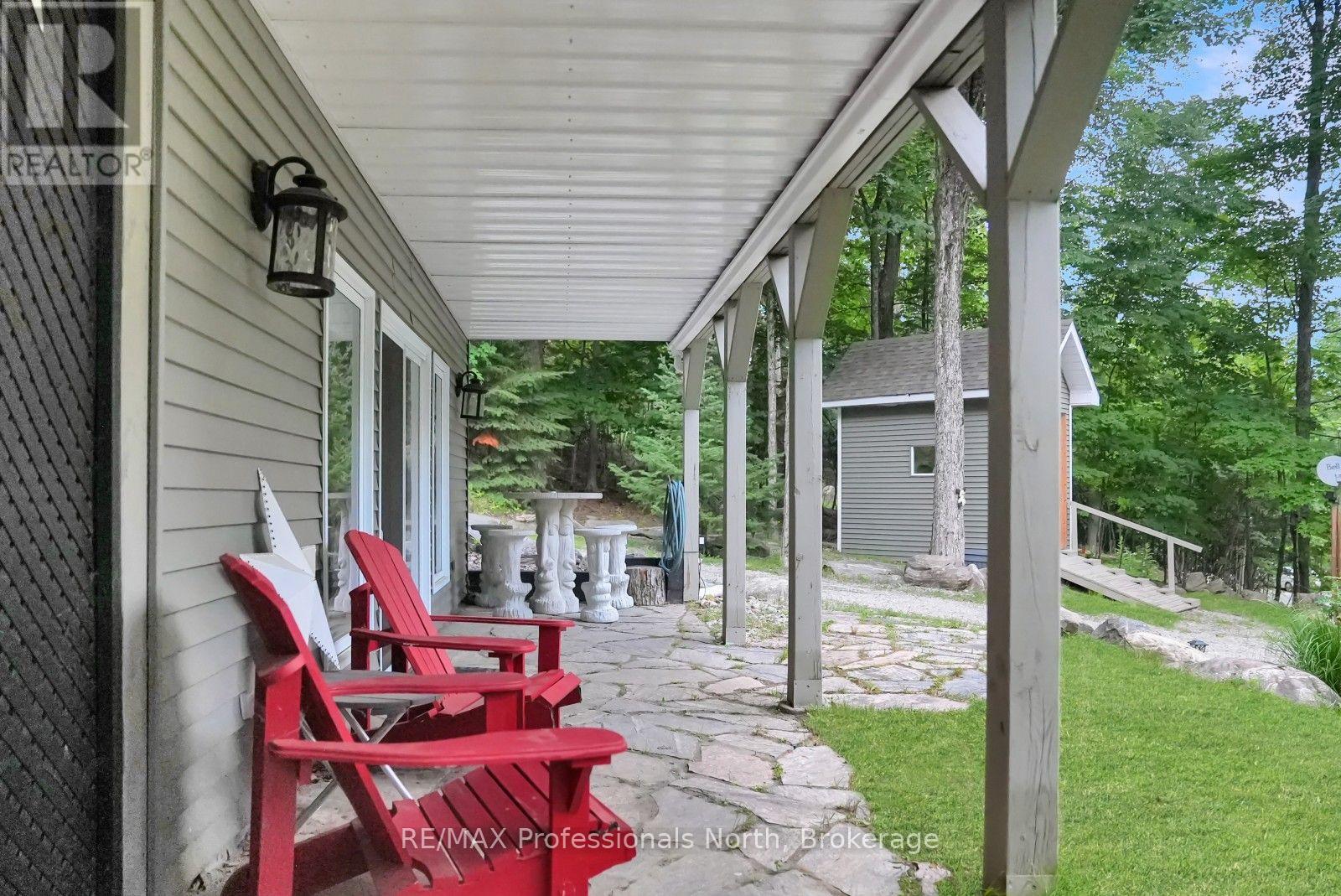 1311 WONDERLAND ROAD - Image 34