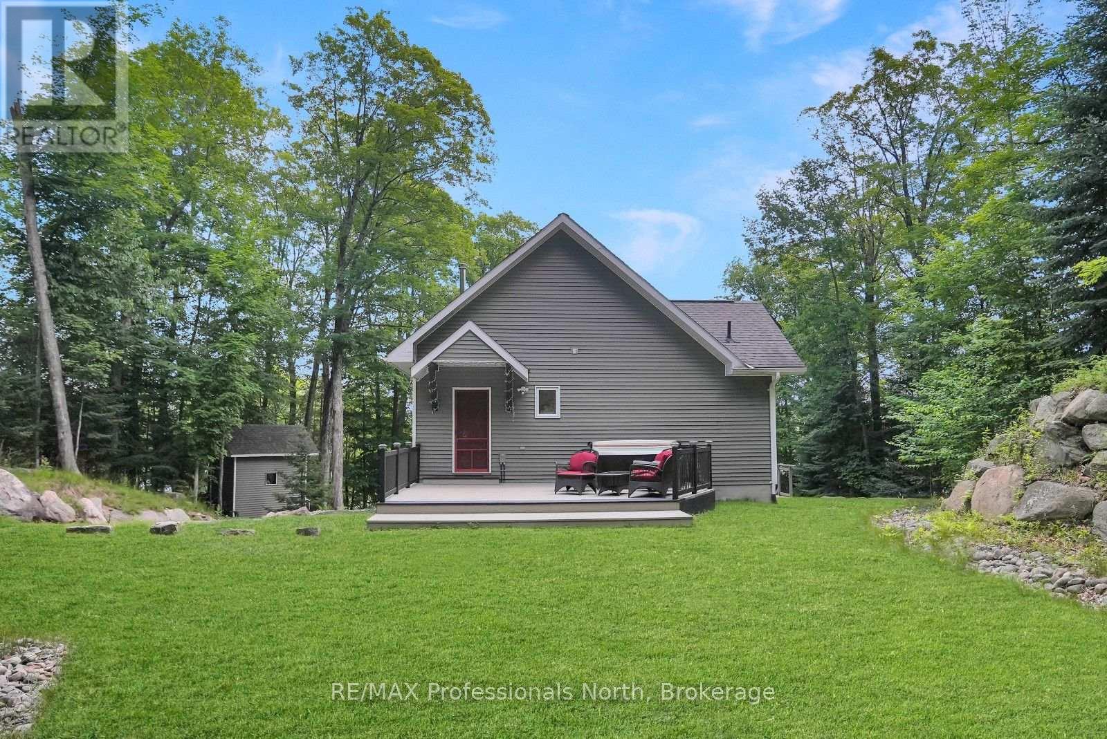 1311 WONDERLAND ROAD - Image 37
