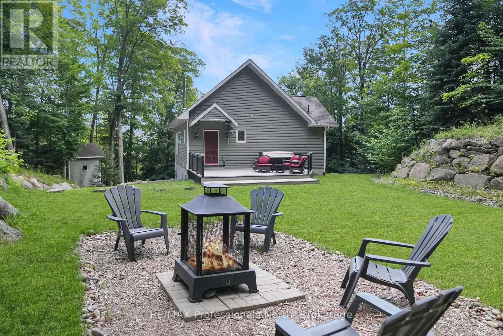 1311 WONDERLAND ROAD - Image 39
