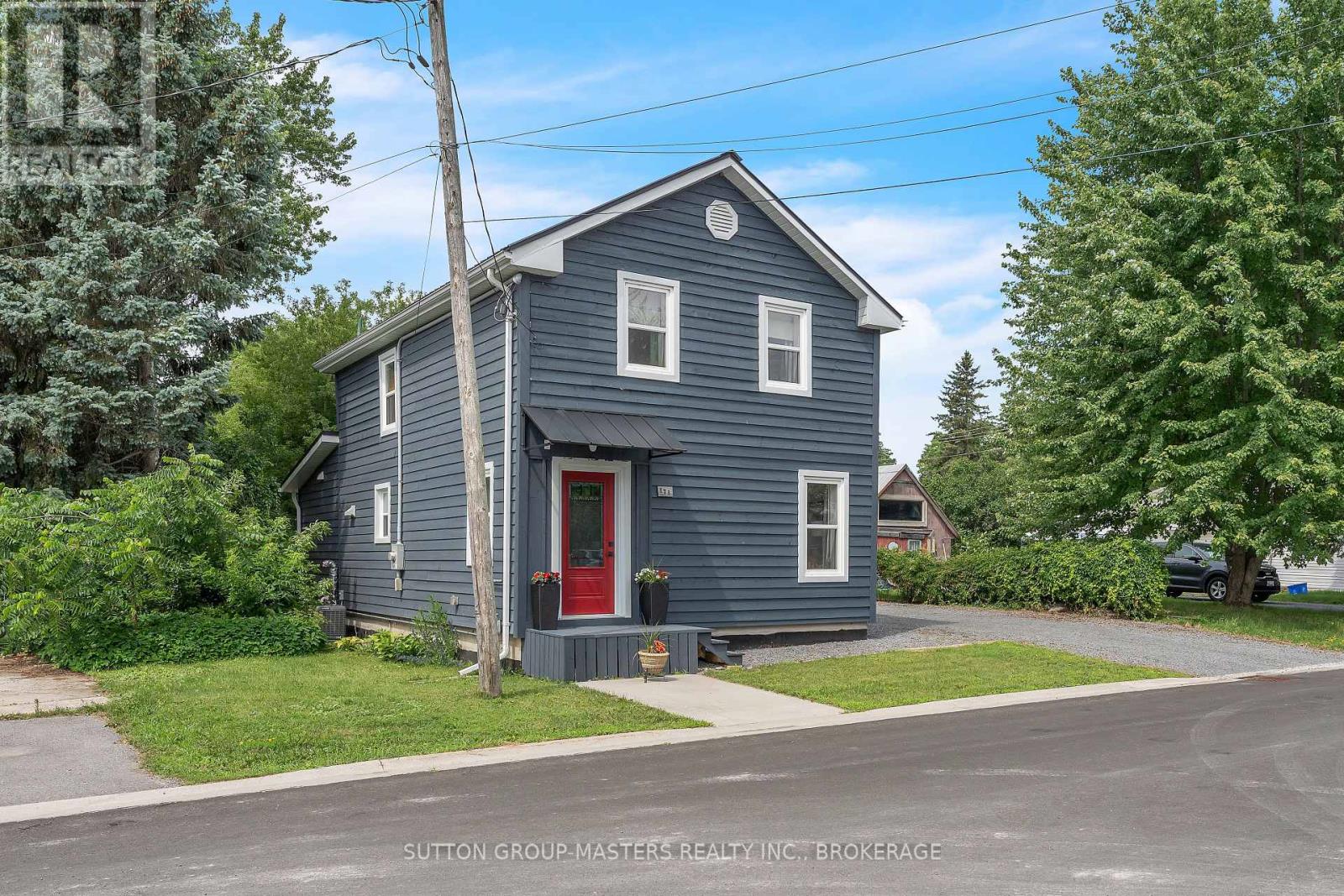 173 DAVY STREET N - 3