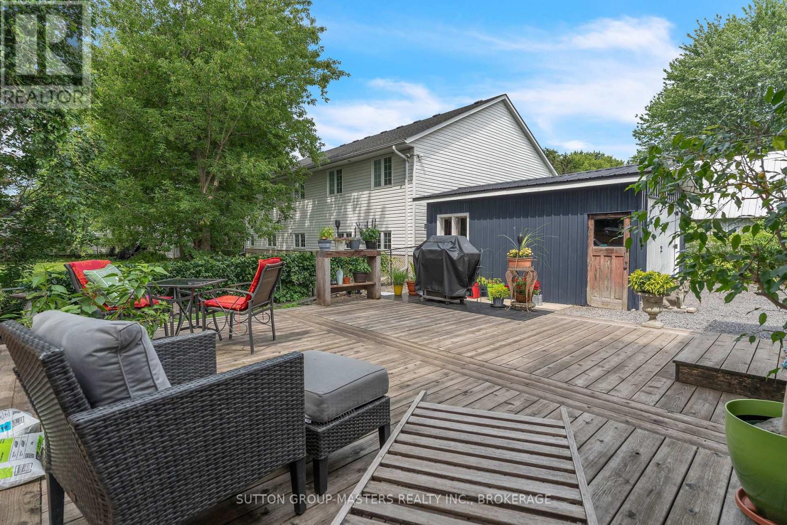 173 DAVY STREET N - 34