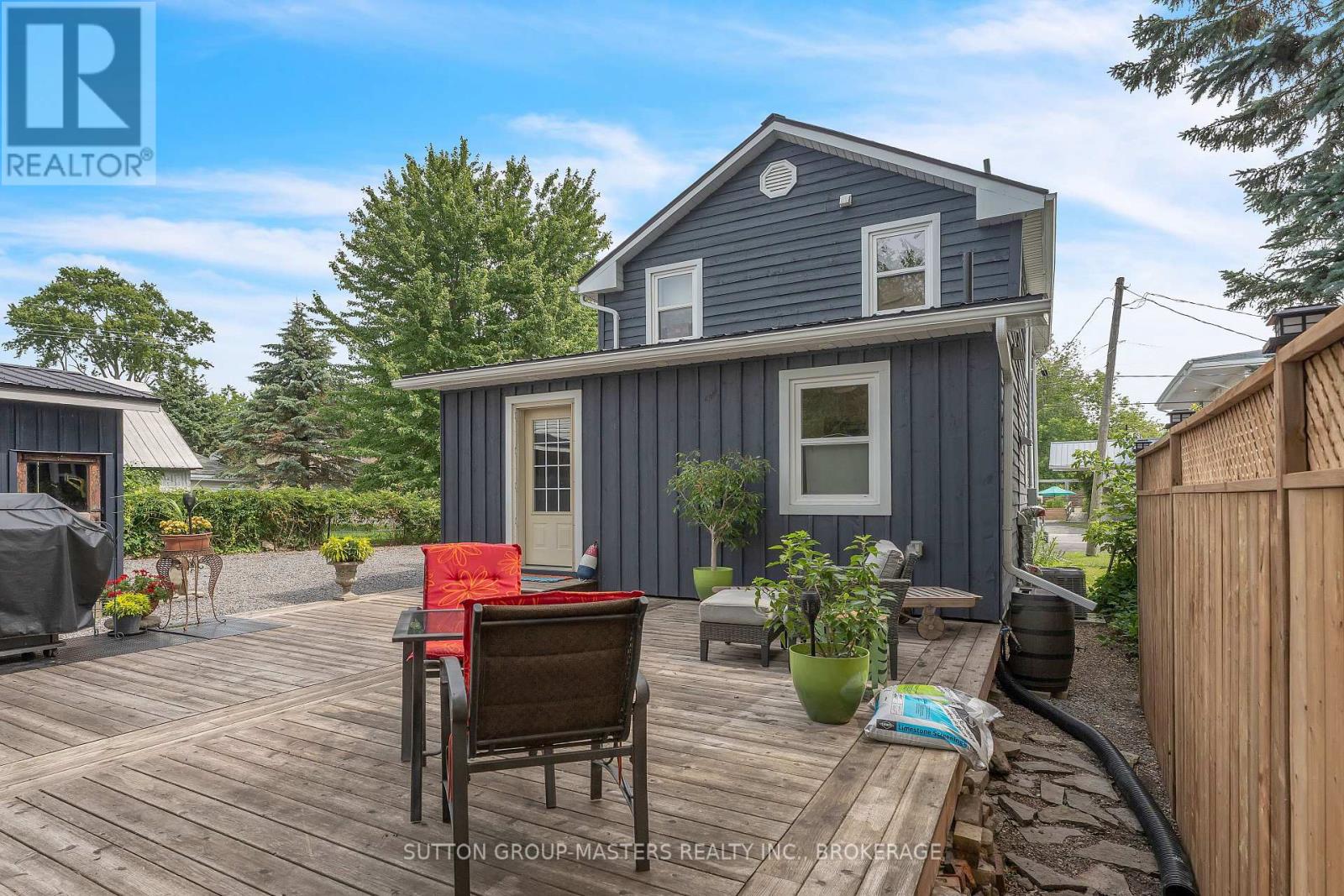 173 DAVY STREET N - 37