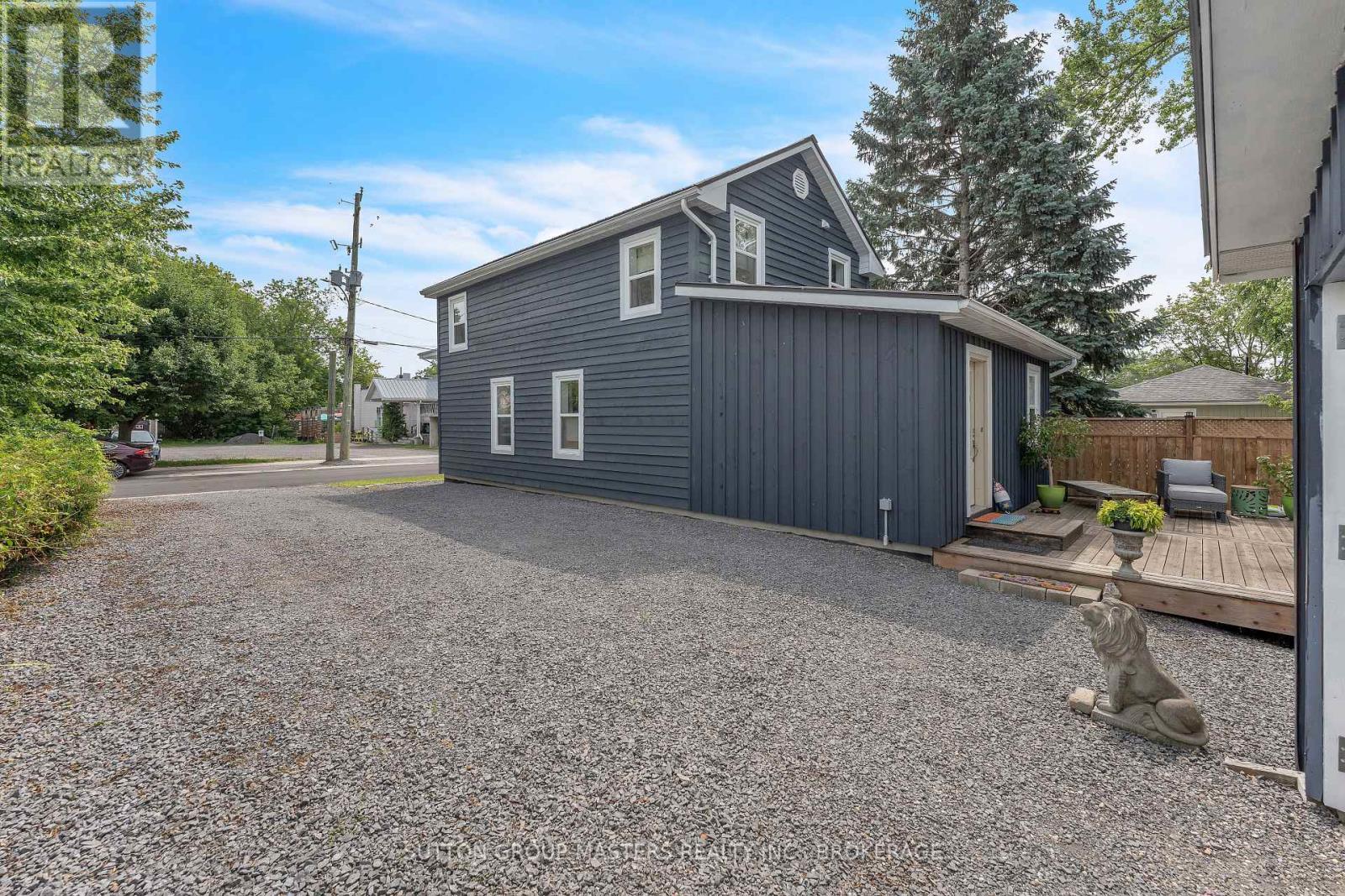 173 DAVY STREET N - 39