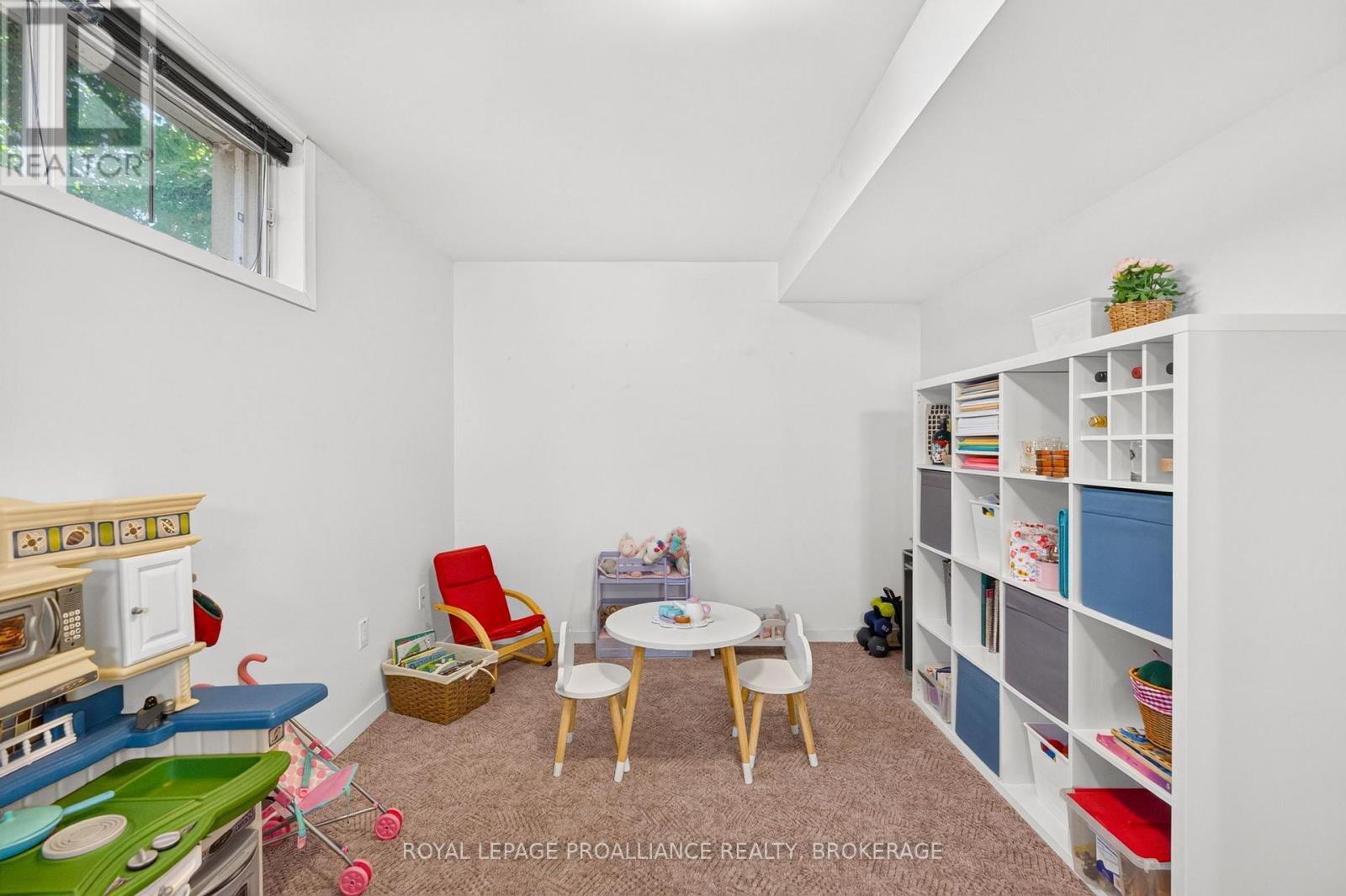 1067 ACADIA DRIVE - Image 40