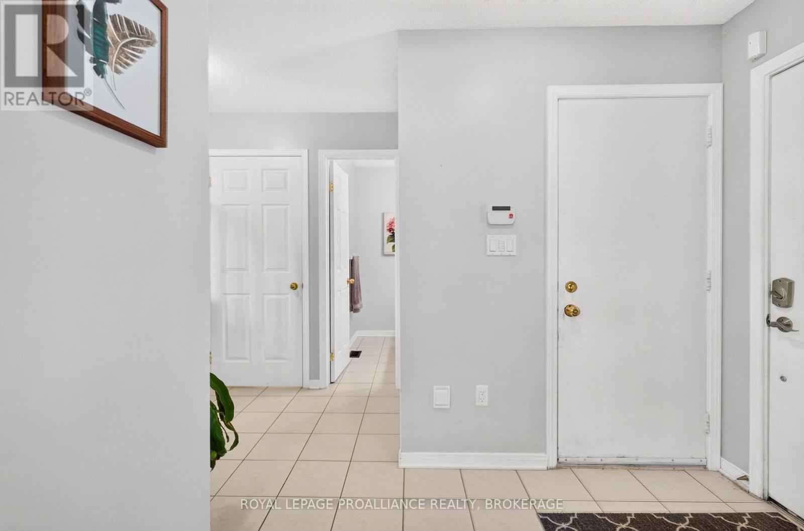 1067 ACADIA DRIVE - Image 6