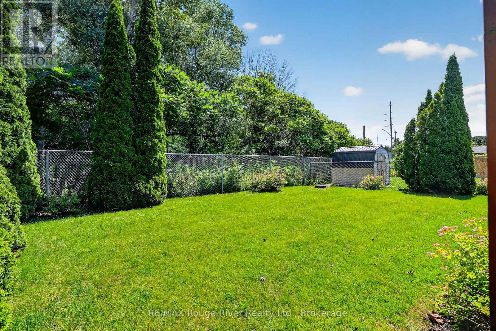 660 EWING STREET - Image 40