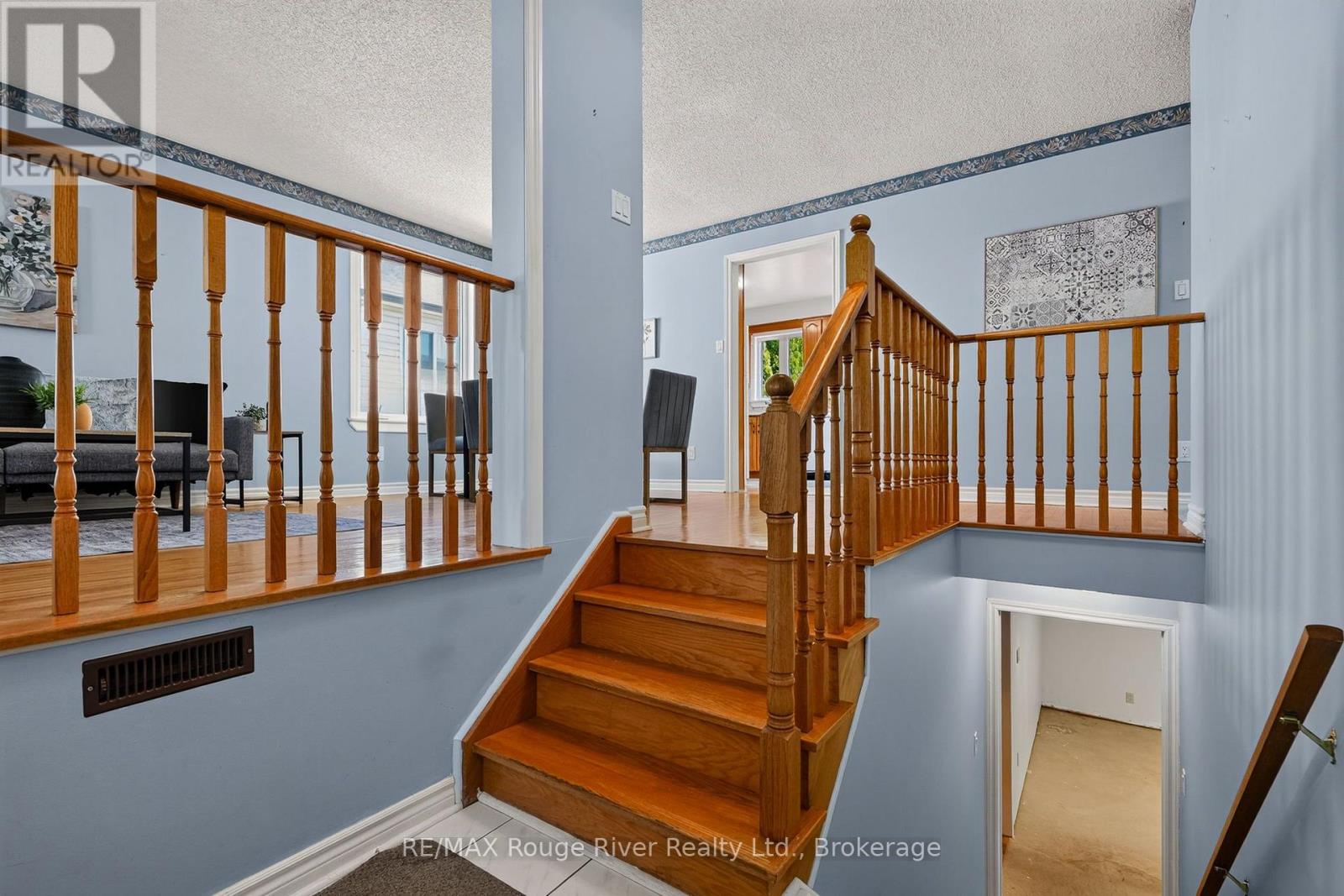 660 EWING STREET - Image 7