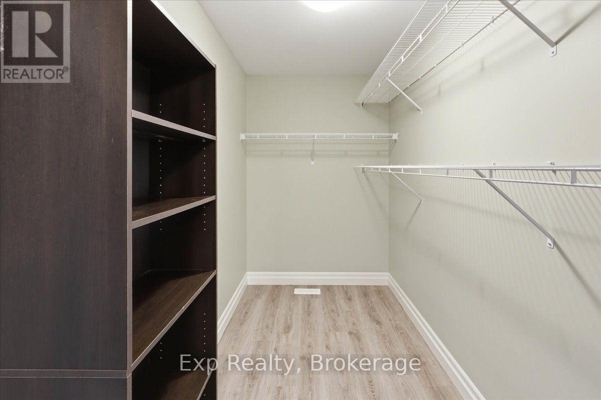 5 SYLVAN STREET - 16