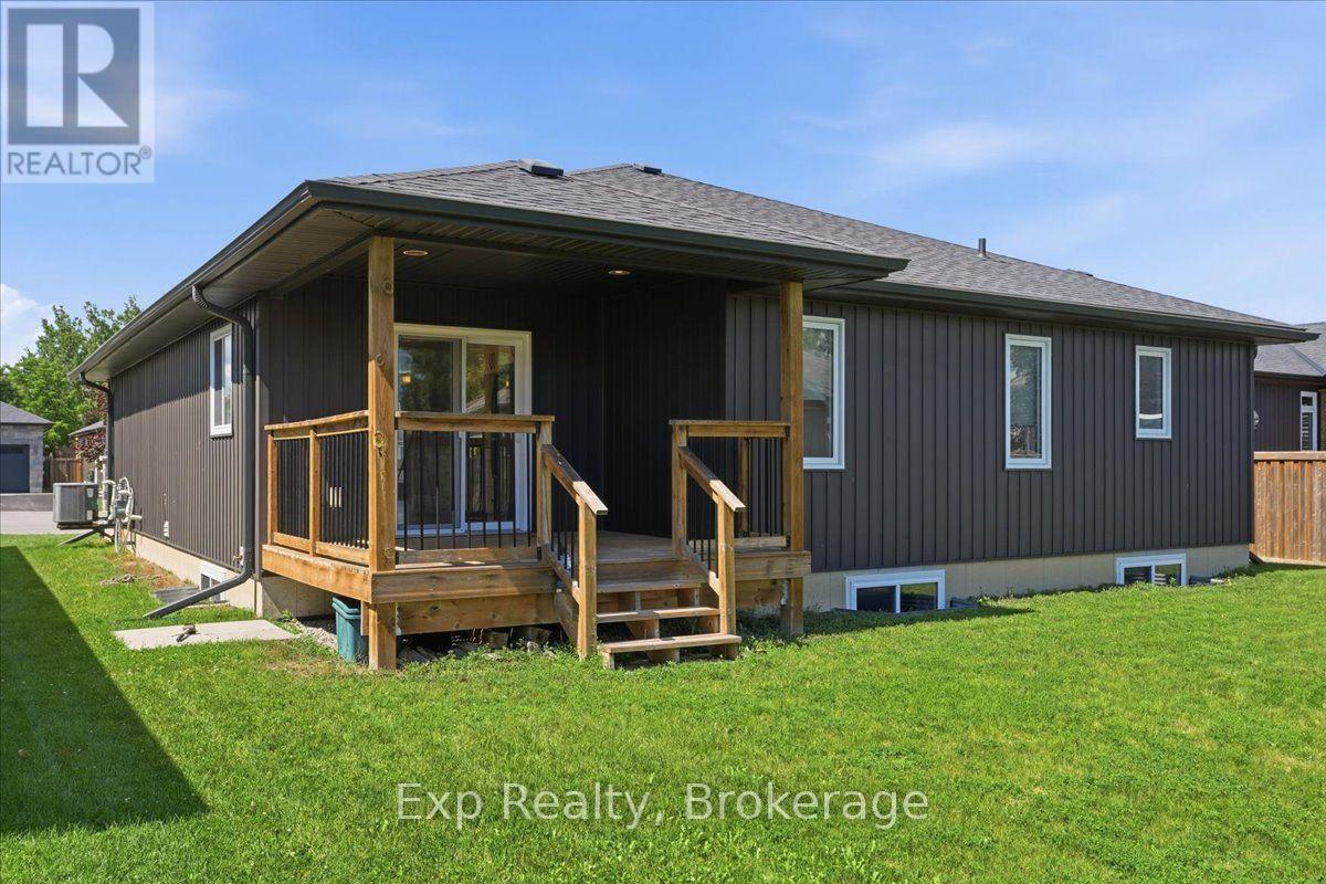 5 SYLVAN STREET - 26