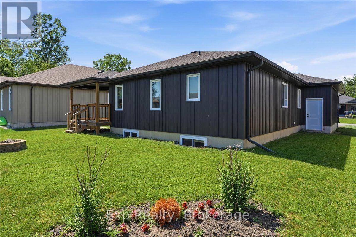 5 SYLVAN STREET - 27