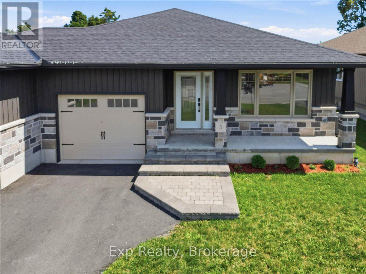 5 SYLVAN STREET - 35