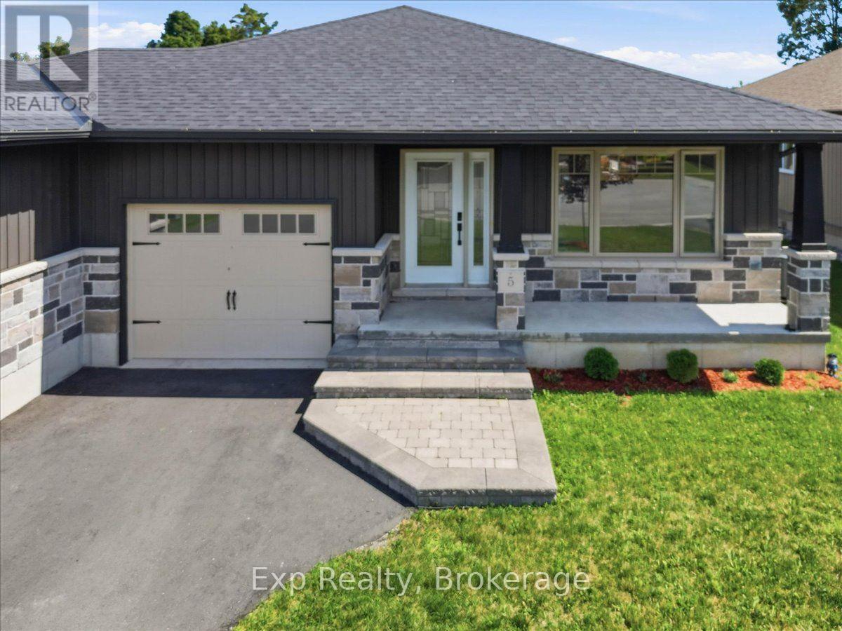 5 SYLVAN STREET - 37