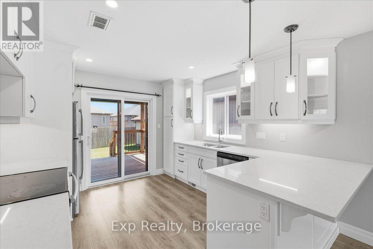 5 SYLVAN STREET - 9