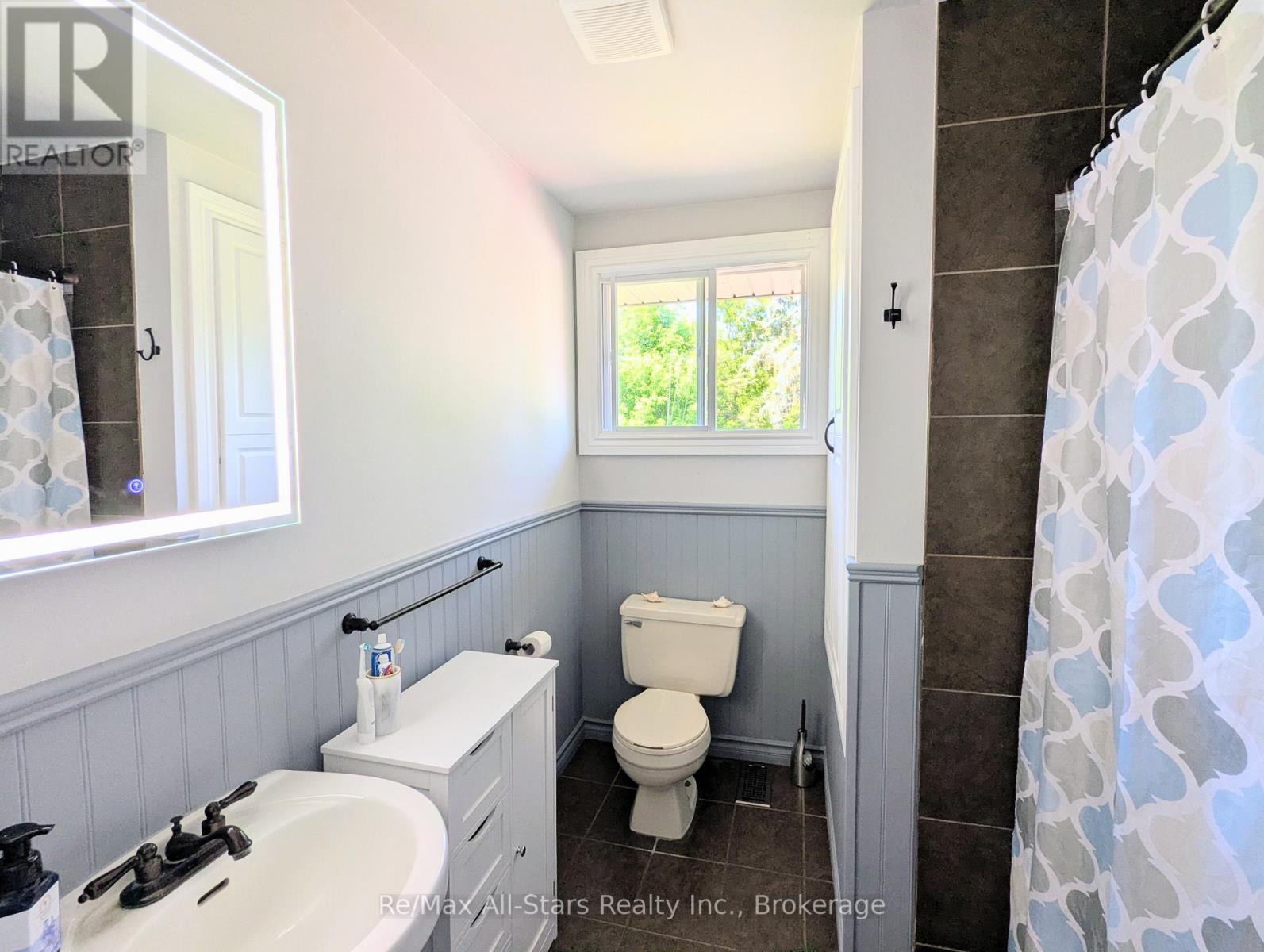 14 VALLEY ROAD - 13
