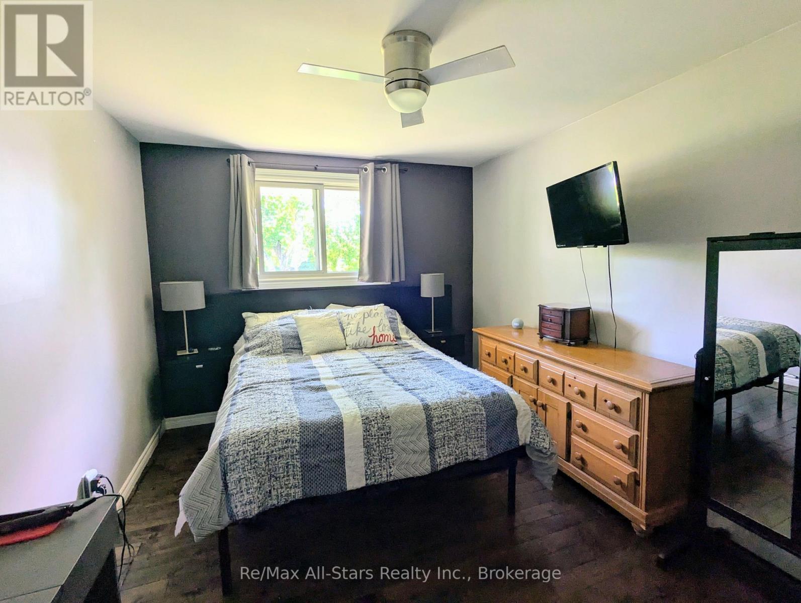 14 VALLEY ROAD - 14