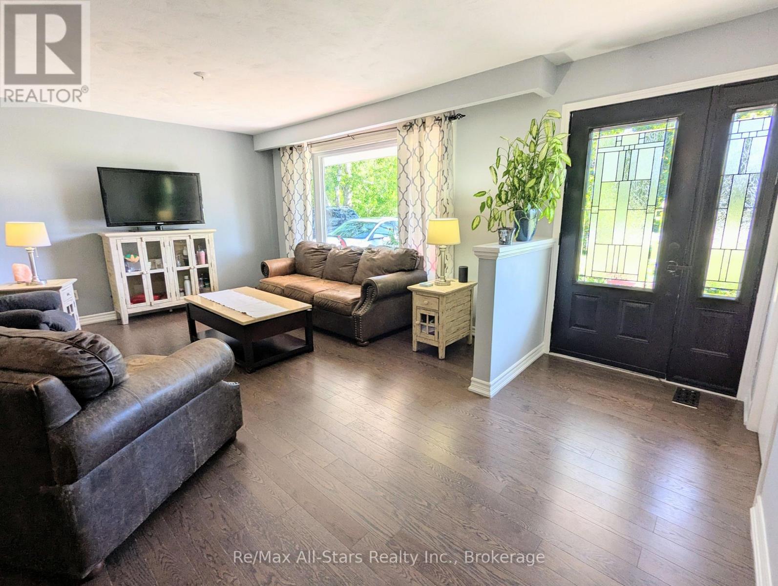14 VALLEY ROAD - 6