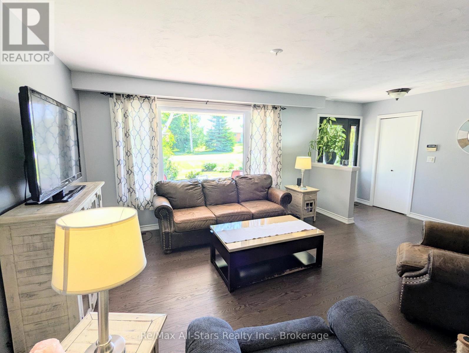 14 VALLEY ROAD - 8