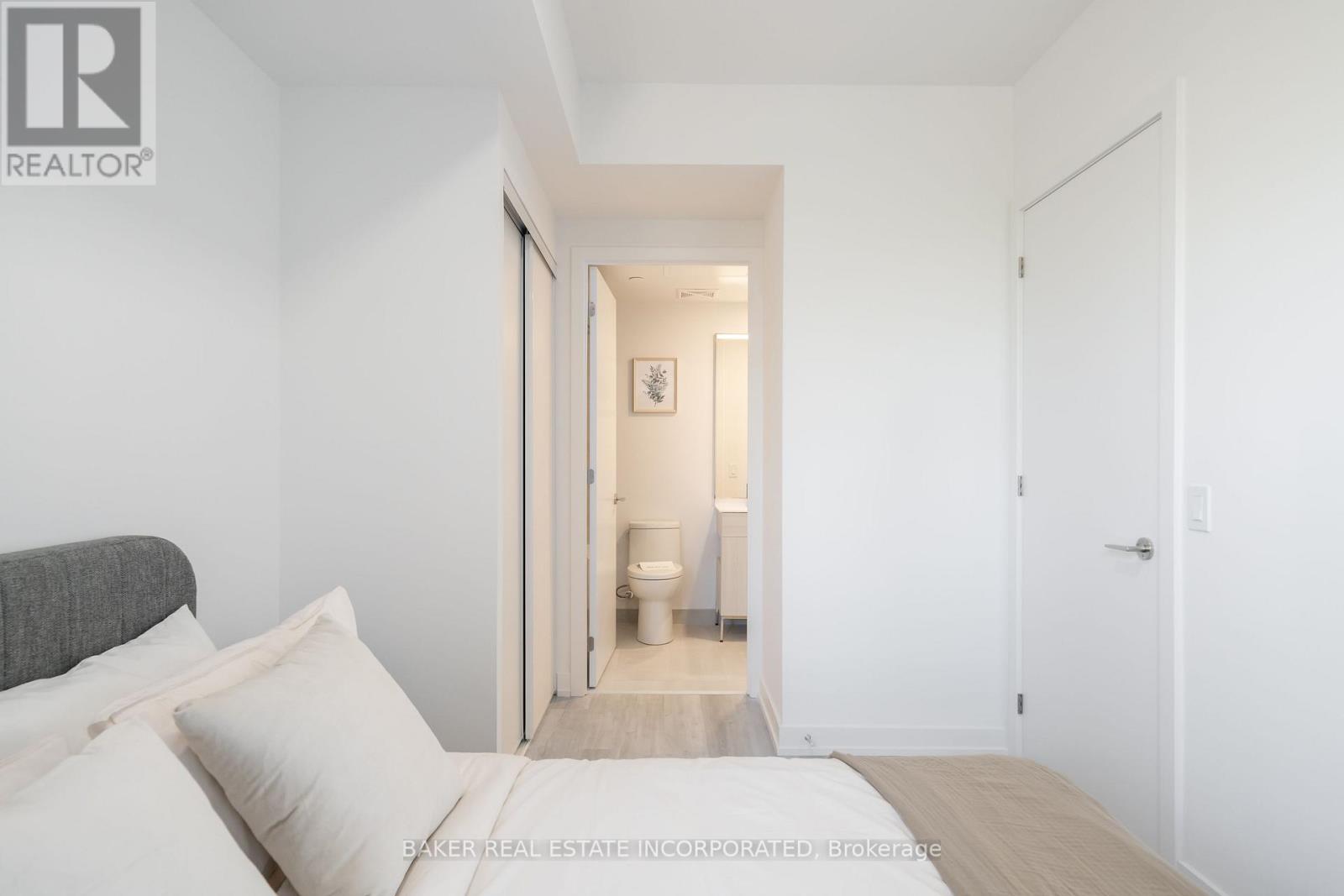 #824 28 EASTERN AVENUE - 12