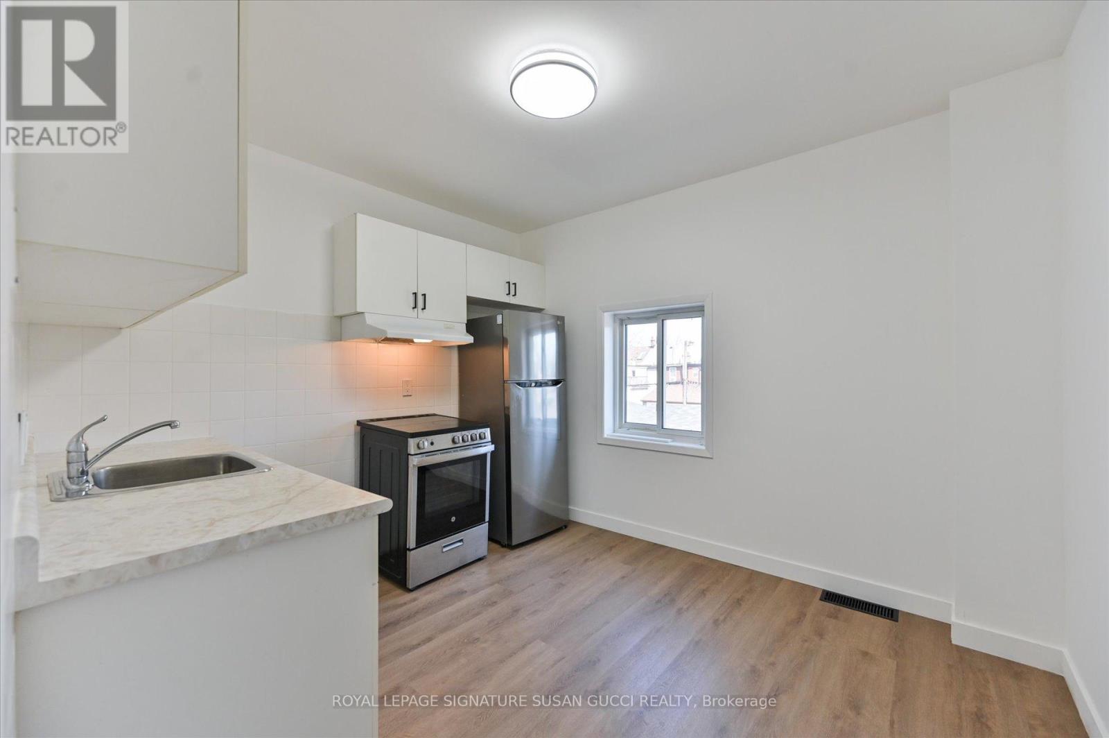 493 OSSINGTON AVENUE - 16