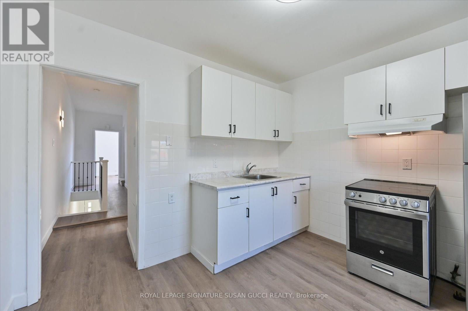 493 OSSINGTON AVENUE - 17
