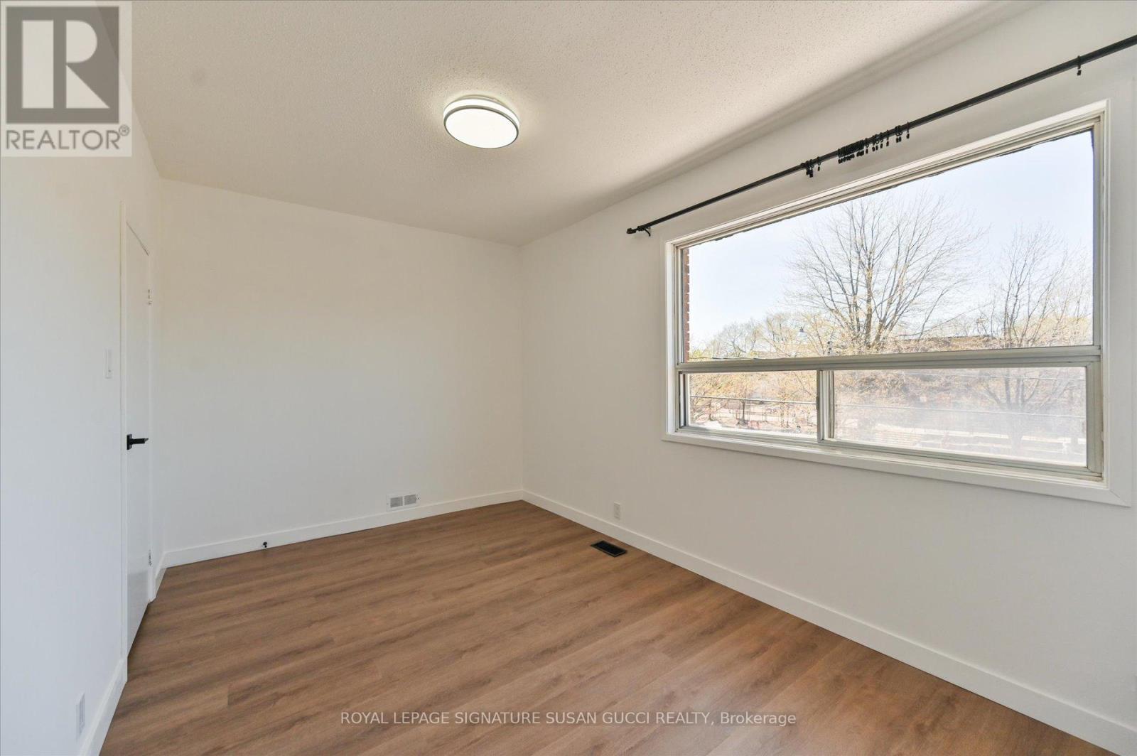 493 OSSINGTON AVENUE - 19