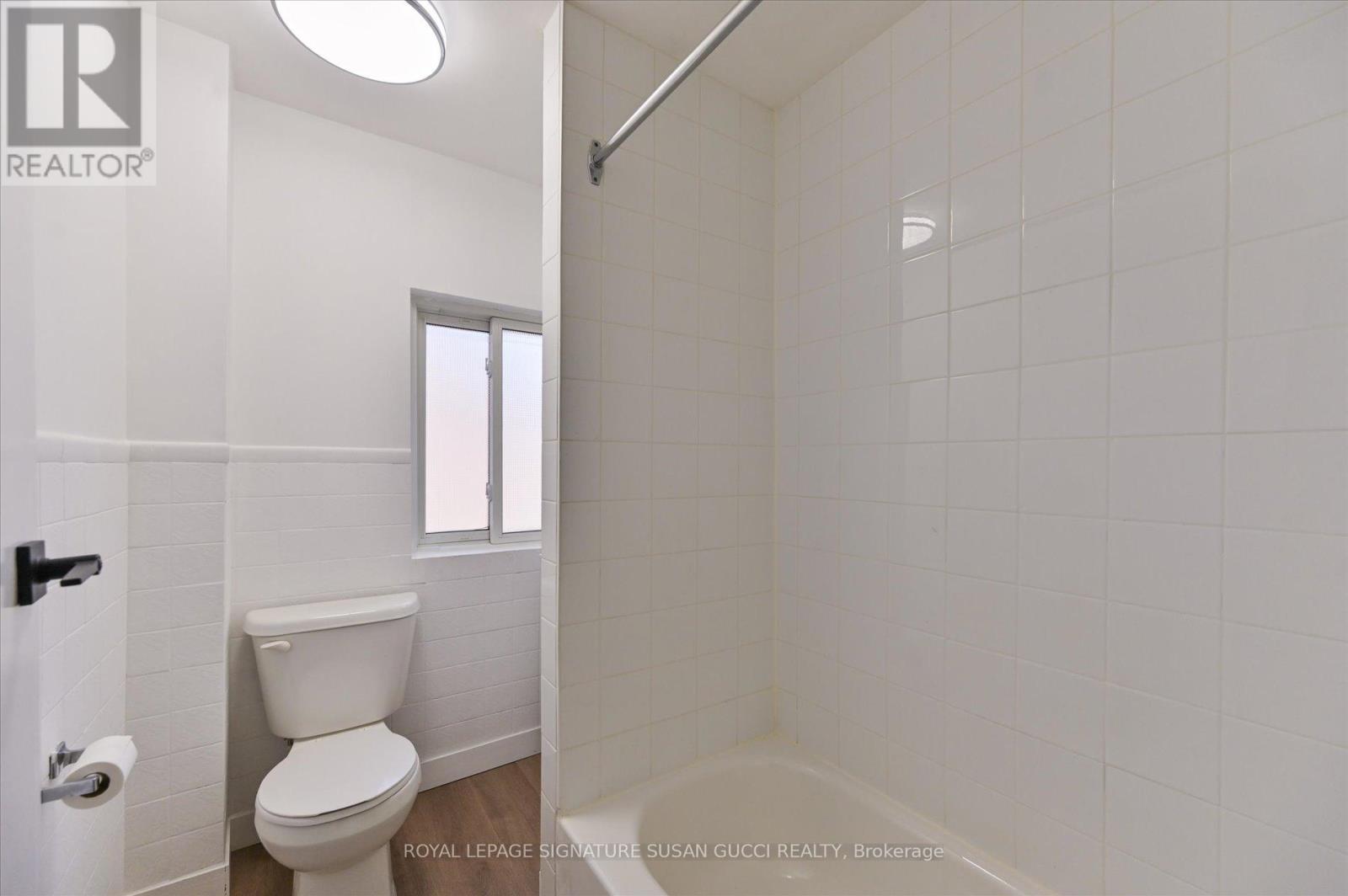 493 OSSINGTON AVENUE - 21