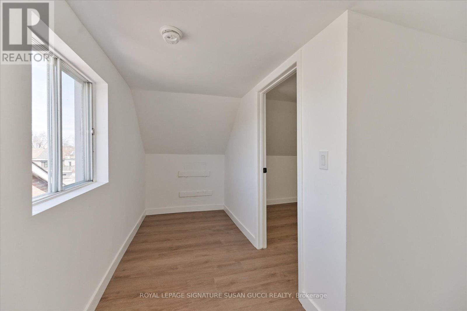 493 OSSINGTON AVENUE - 24