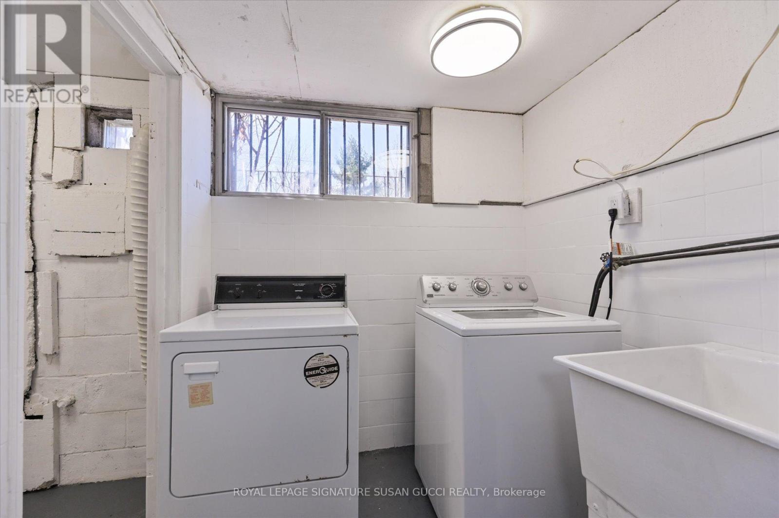 493 OSSINGTON AVENUE - 32
