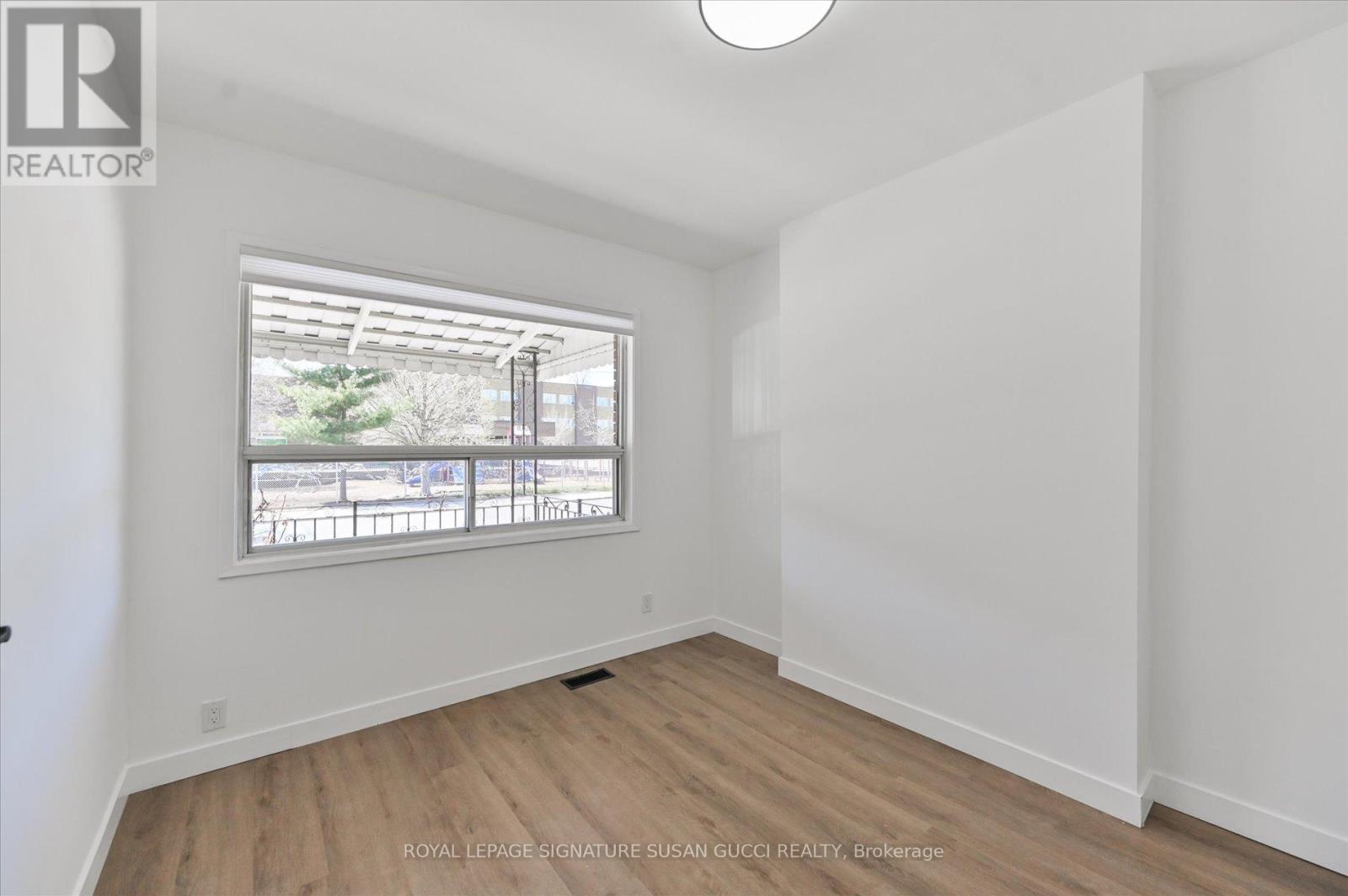 493 OSSINGTON AVENUE - 5