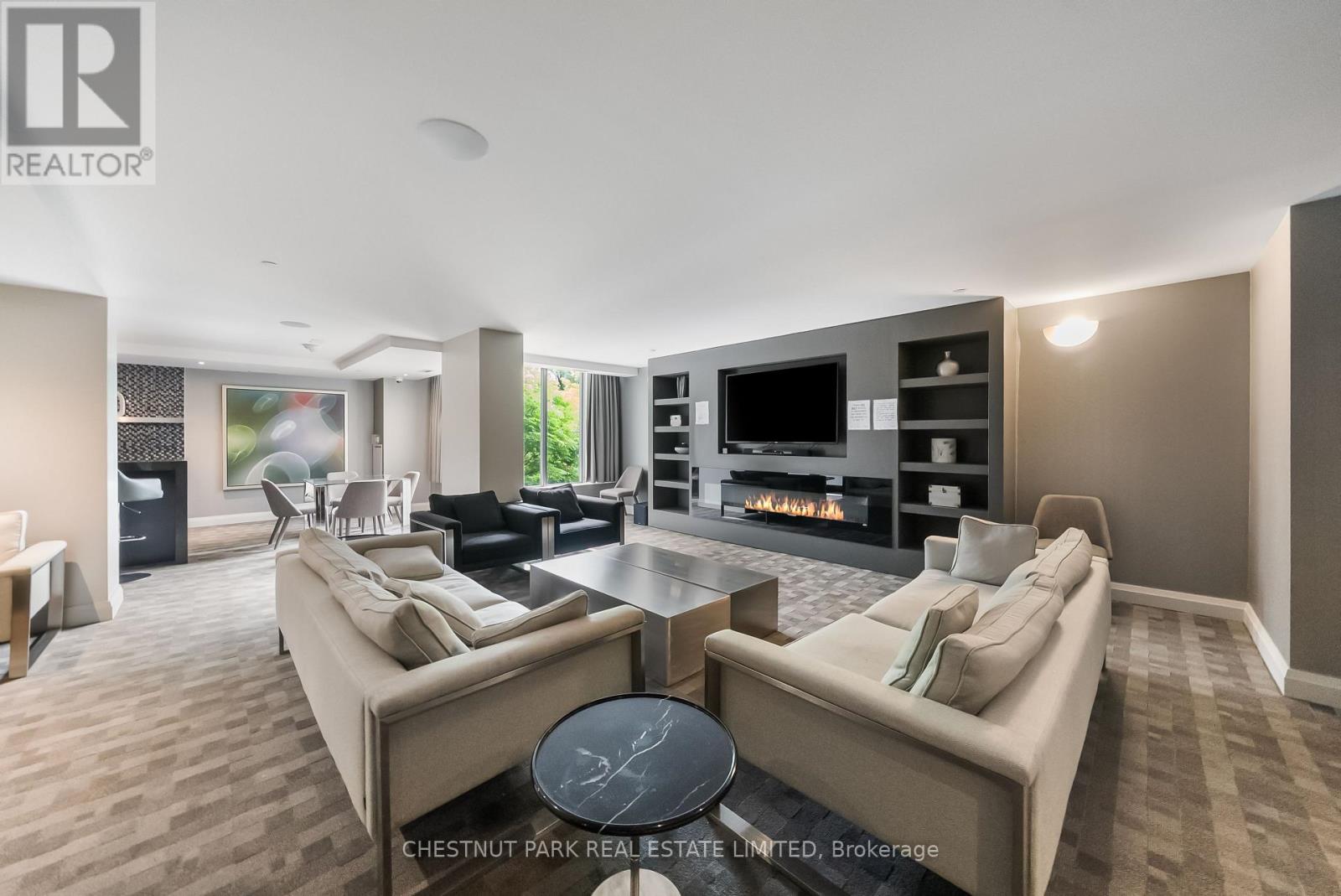 #923 525 ADELAIDE STREET W - 26