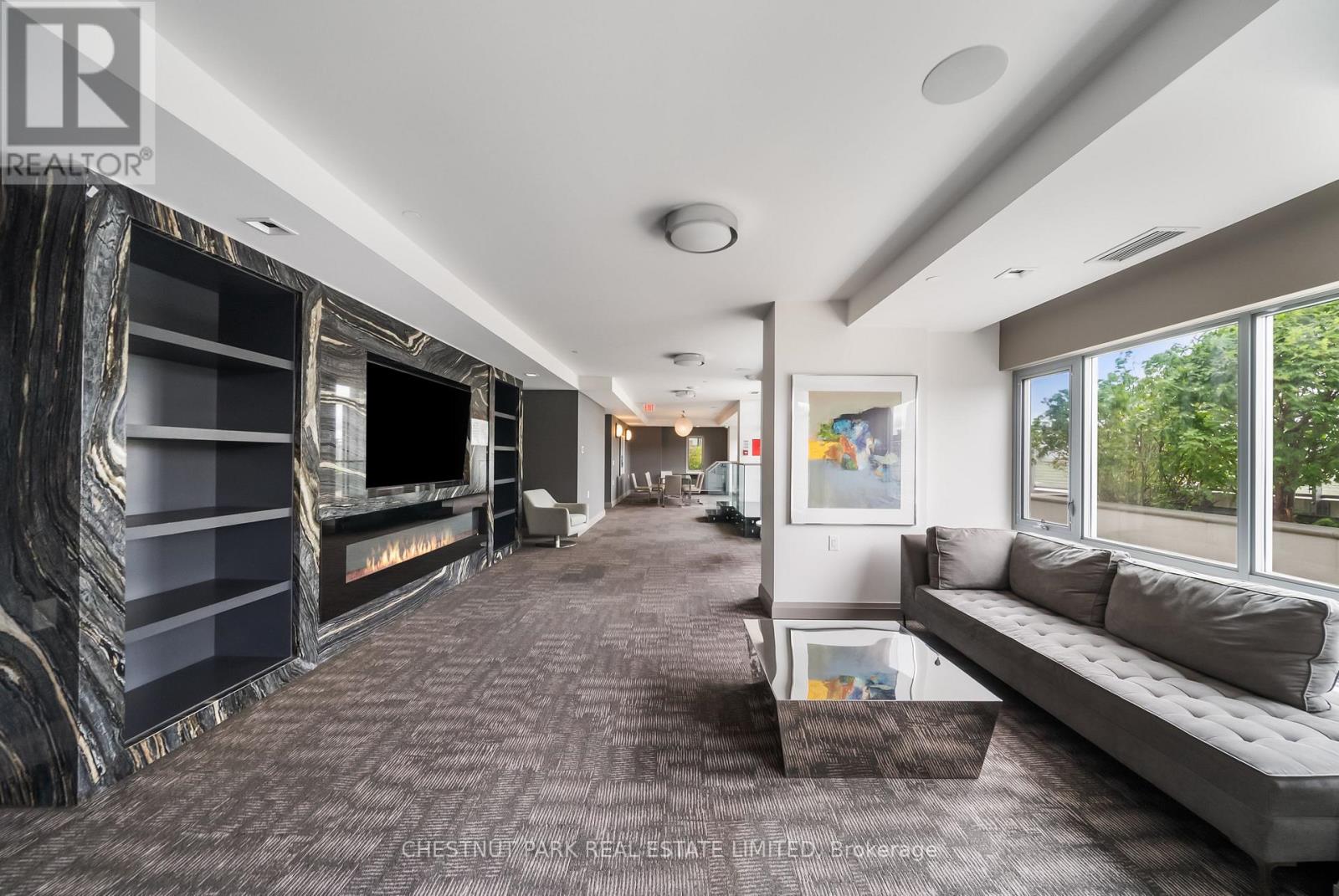 #923 525 ADELAIDE STREET W - 34