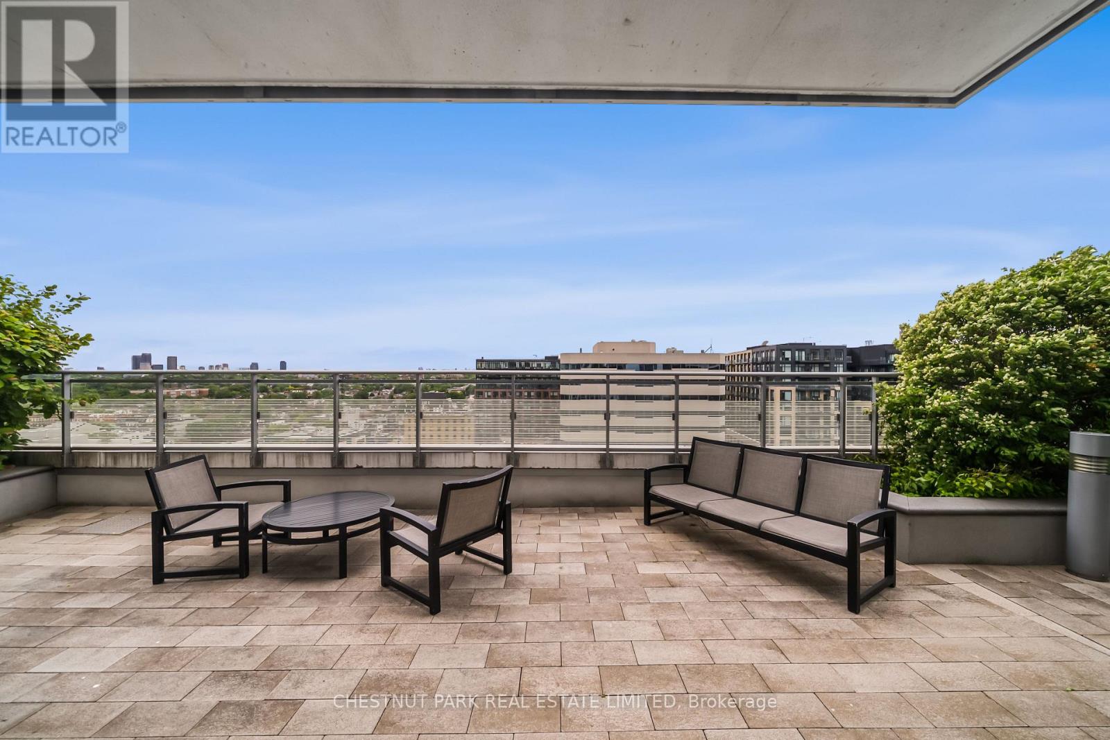#923 525 ADELAIDE STREET W - 36
