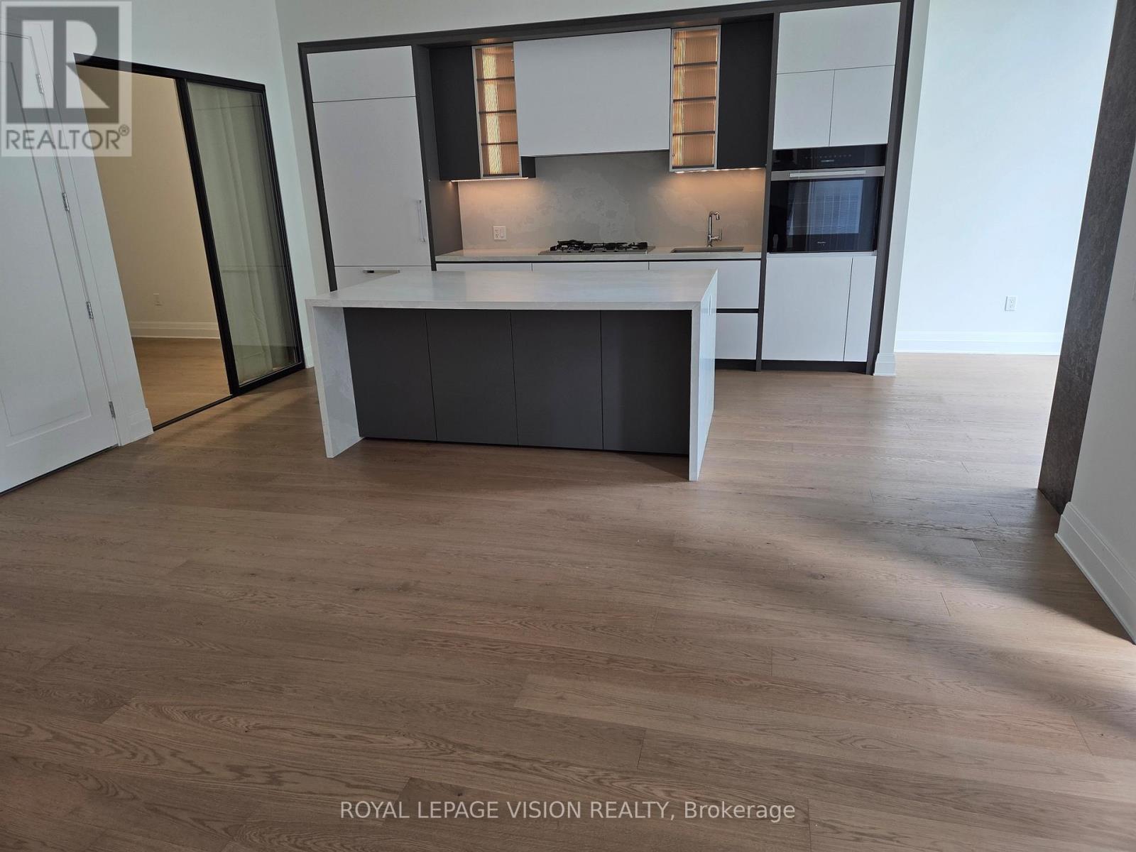 #101 2 FOREST HILL ROAD - 20