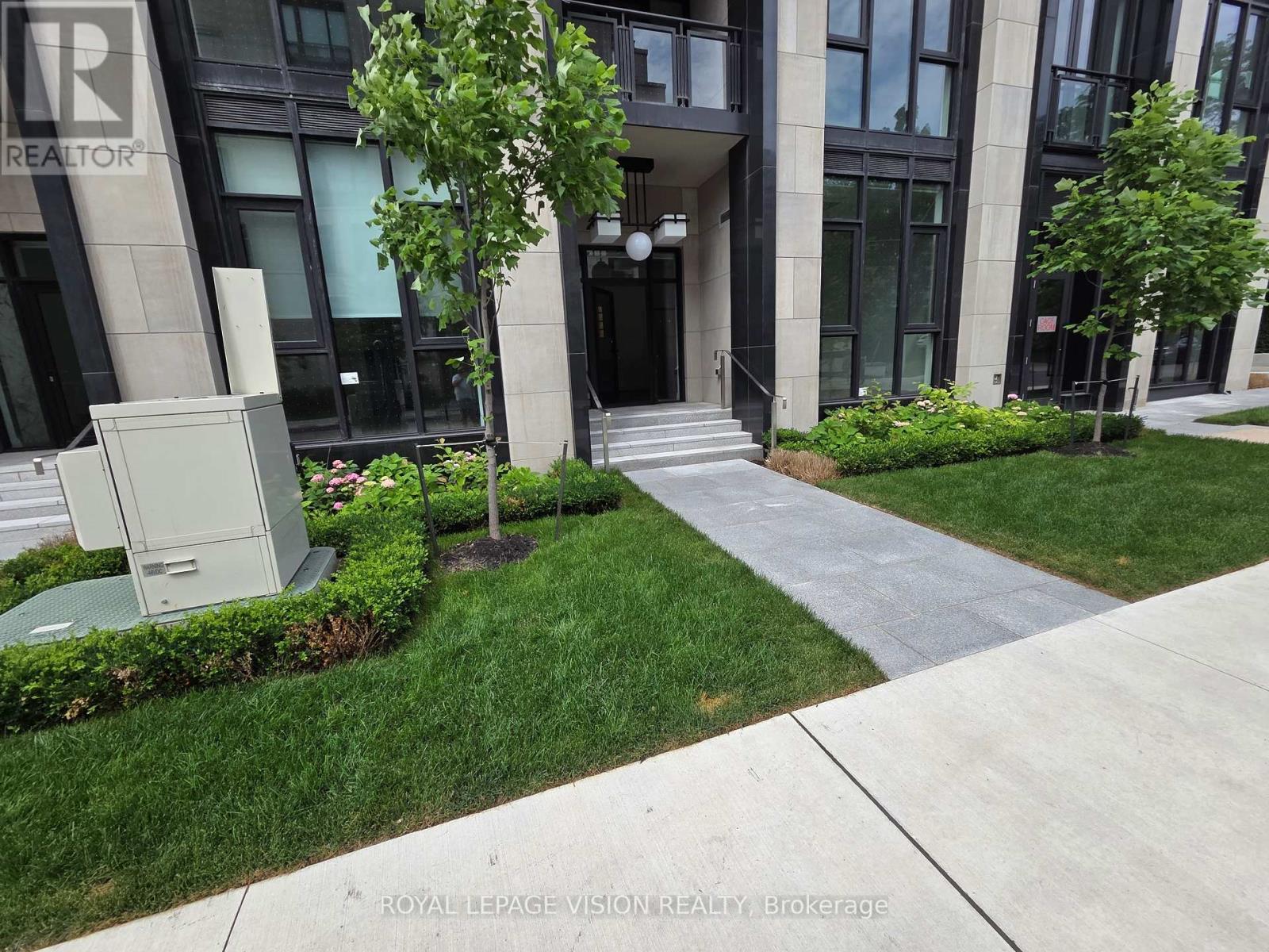 #101 2 FOREST HILL ROAD - 32