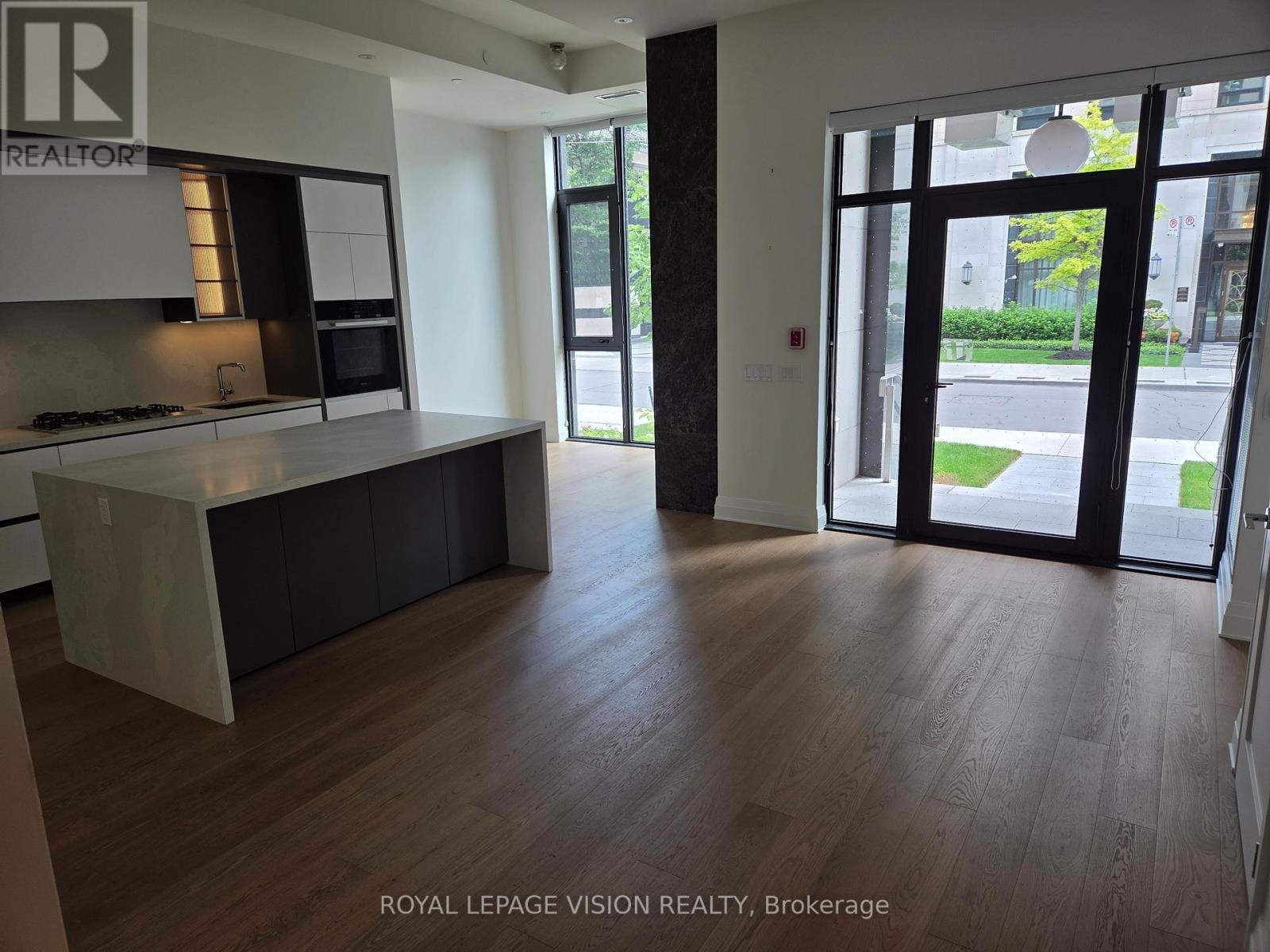 #101 2 FOREST HILL ROAD - 4