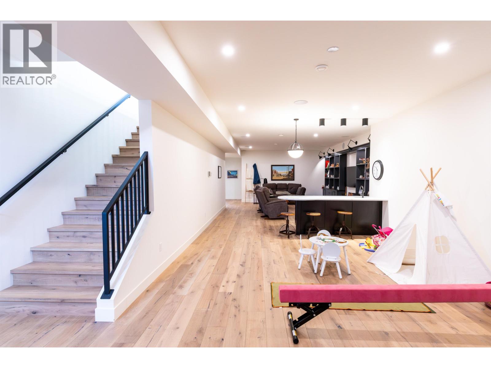 11229 112 AVENUE - 28