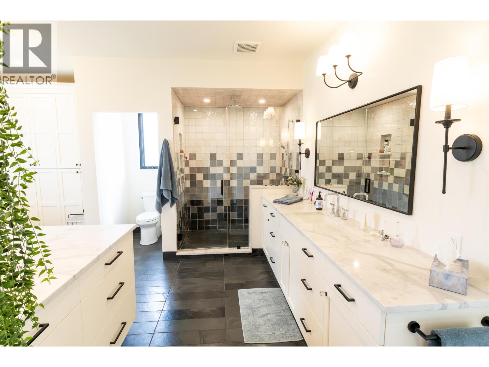 11229 112 AVENUE - Image 17