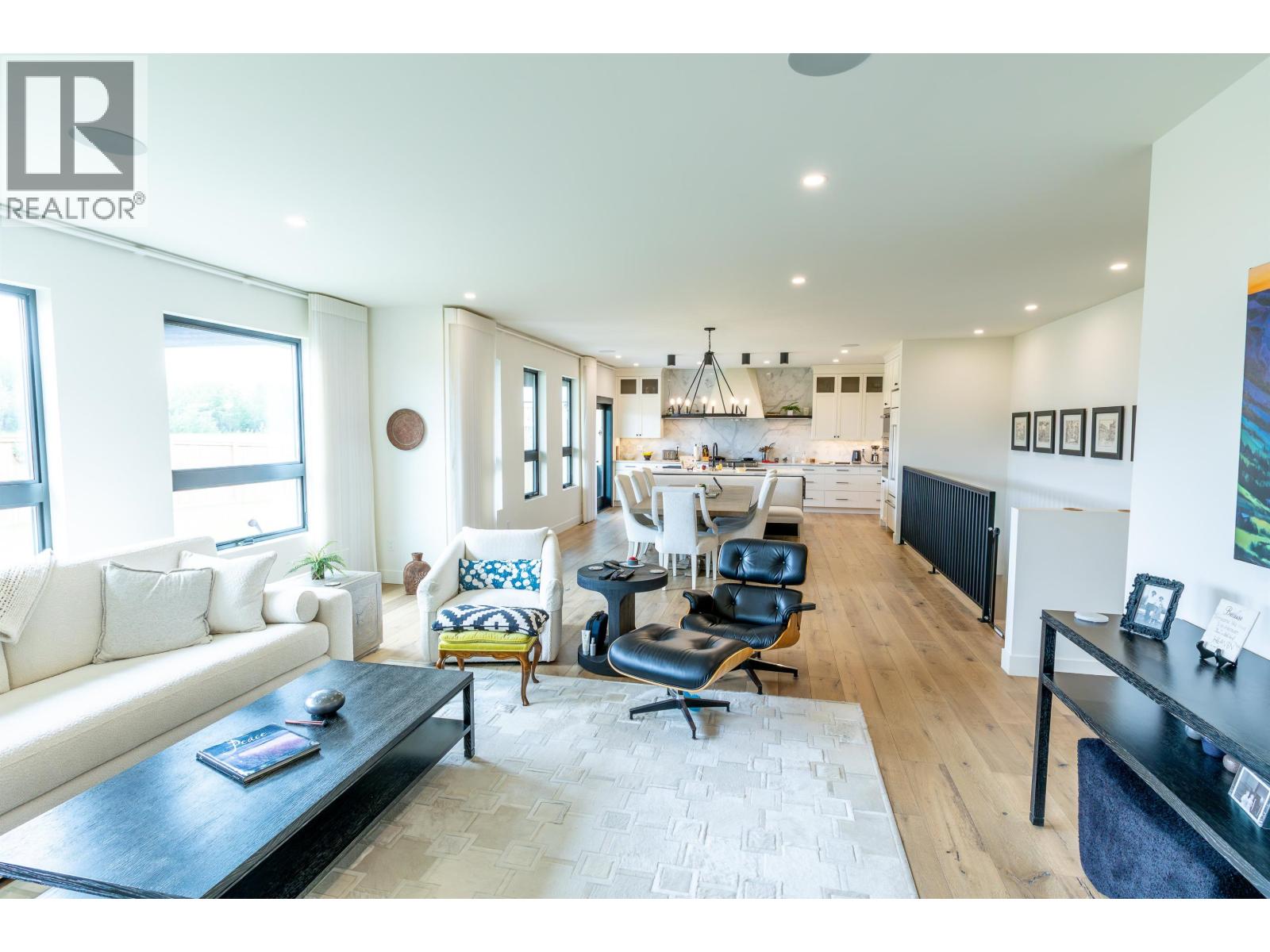 11229 112 AVENUE - Image 13