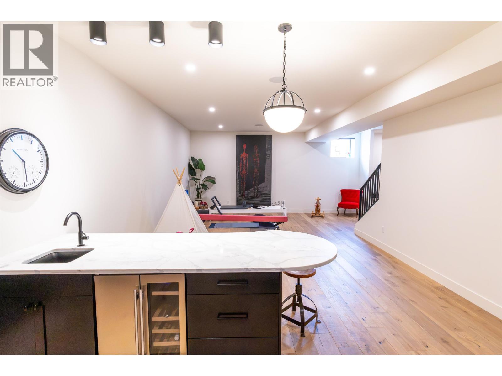 11229 112 AVENUE - 25