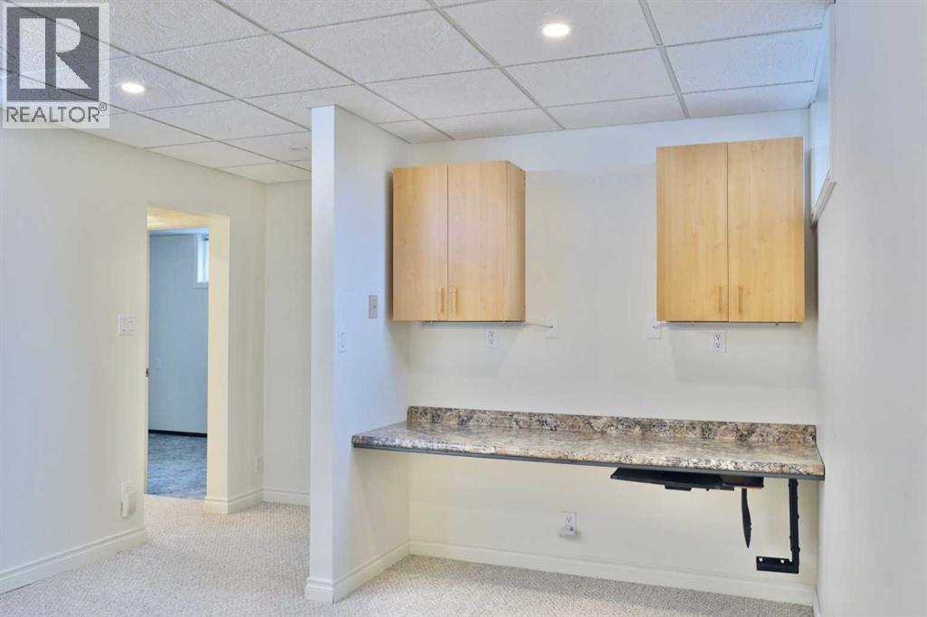 4404 52 Street - 34